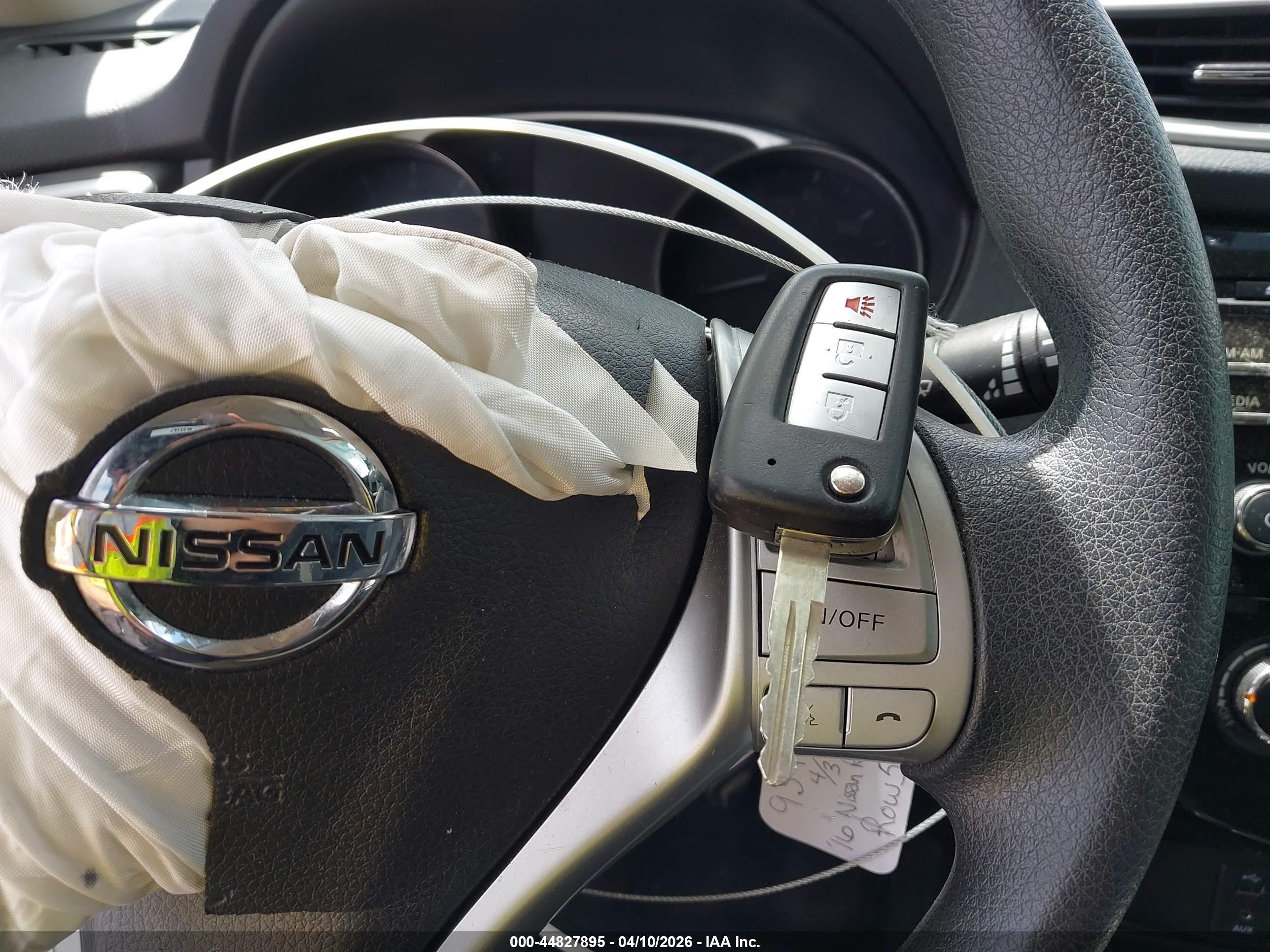 NISSAN ROGUE image 11