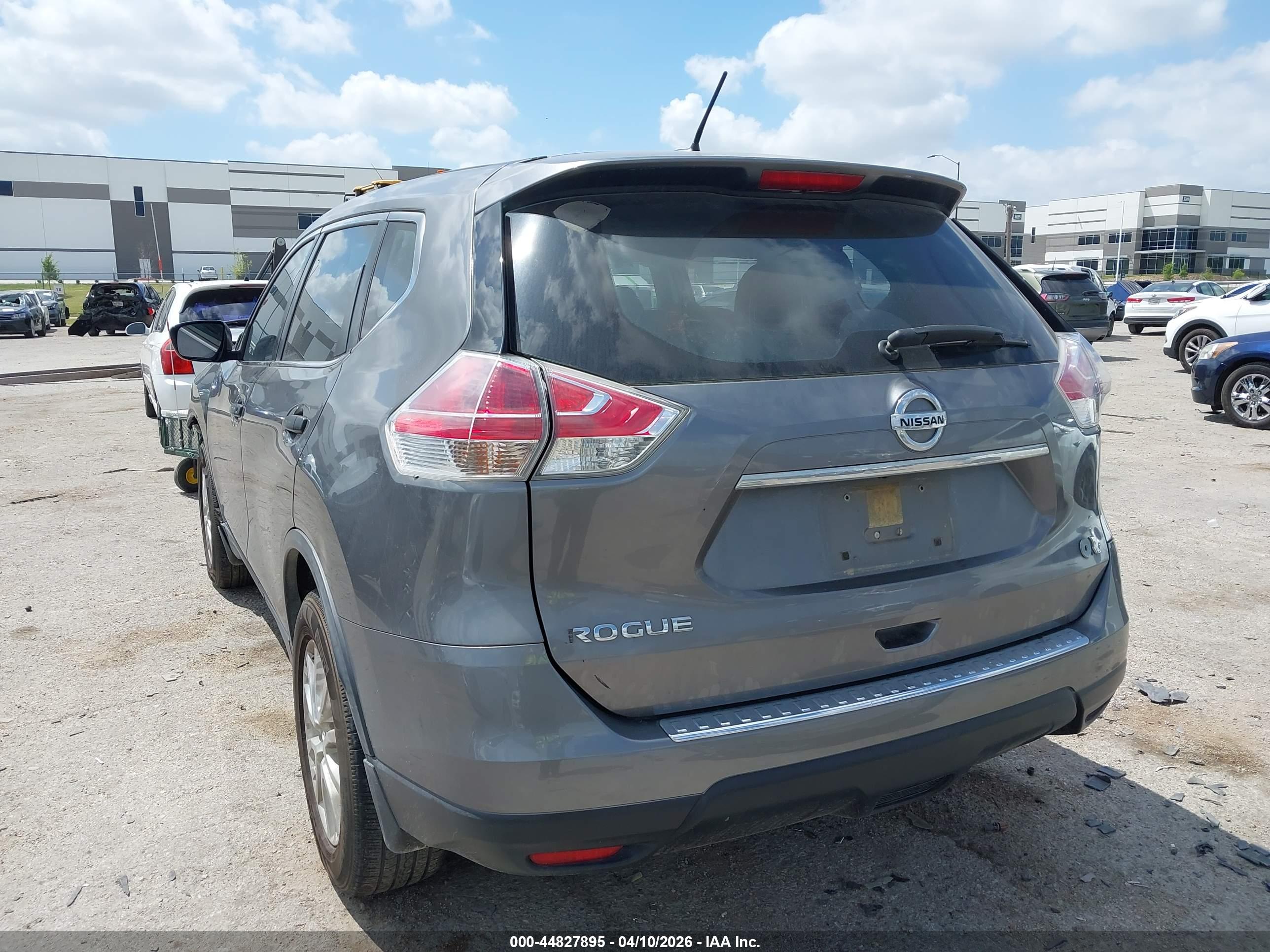 NISSAN ROGUE image 3