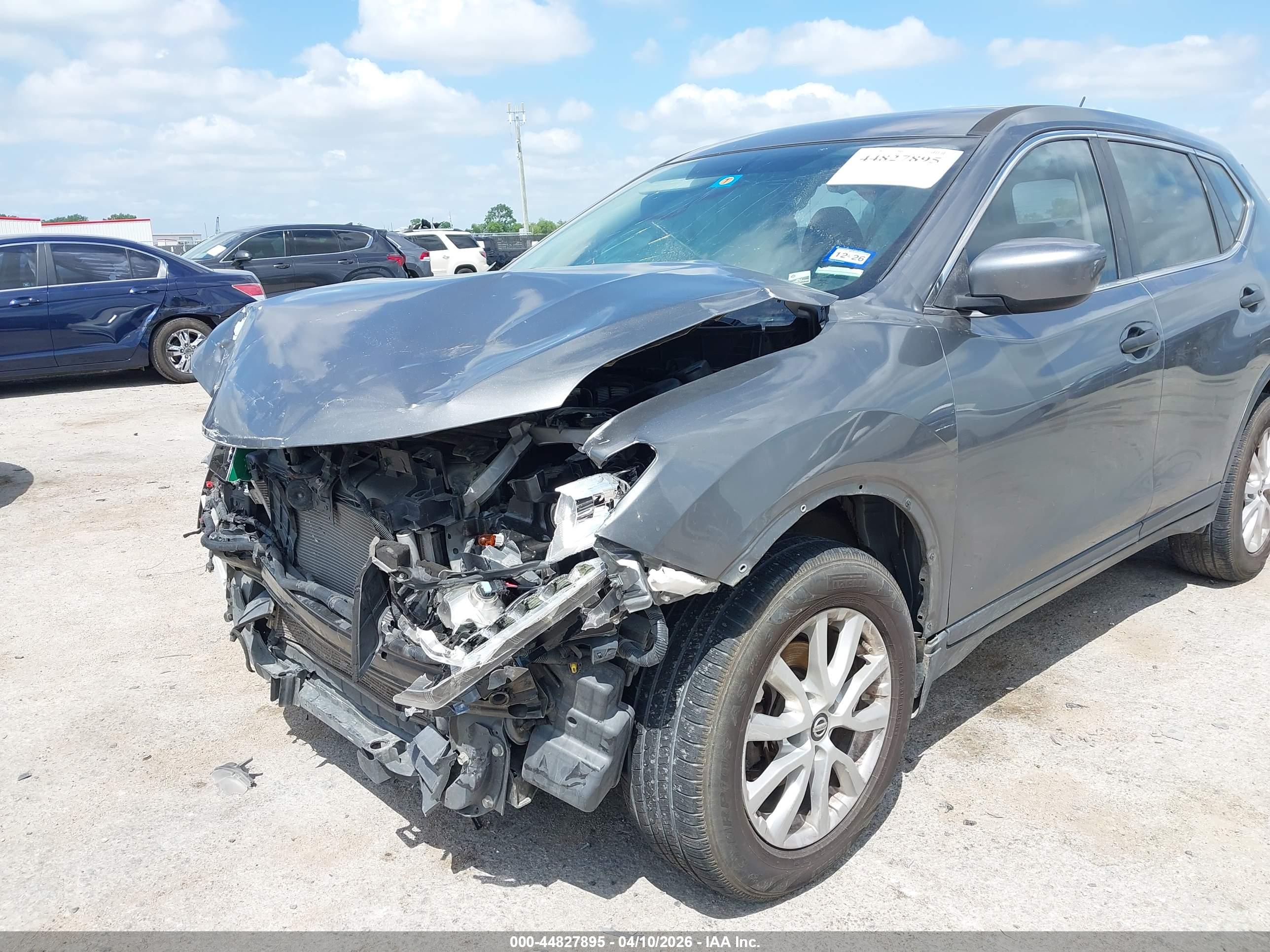 NISSAN ROGUE image 6