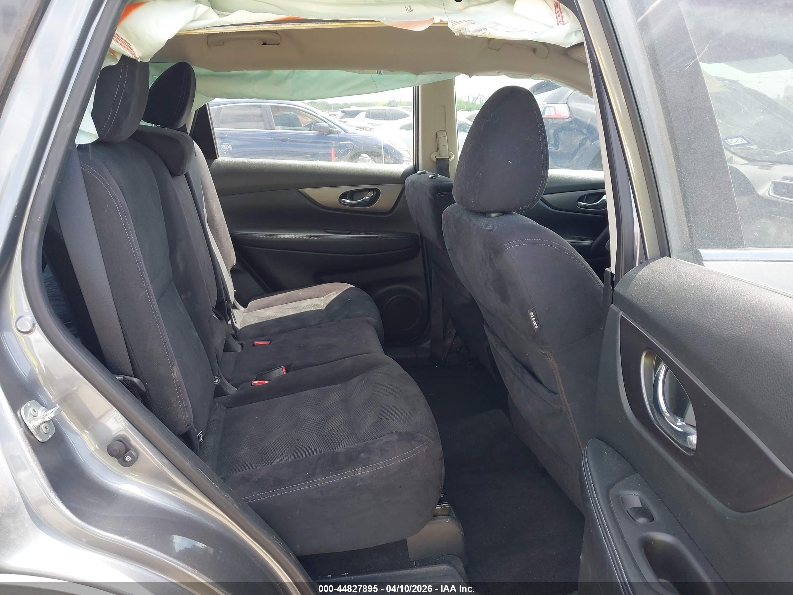 NISSAN ROGUE image 8