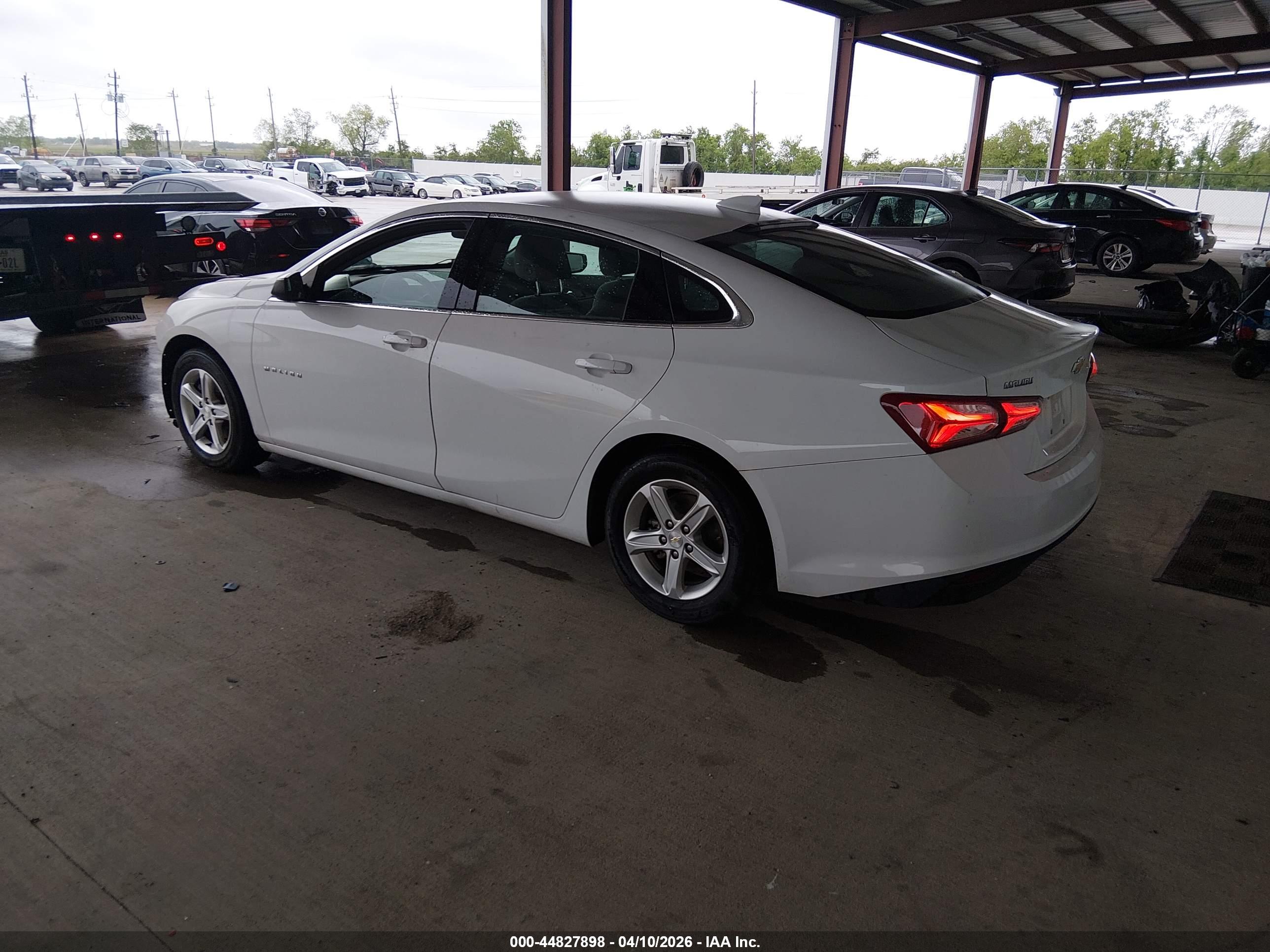 CHEVROLET MALIBU image 3