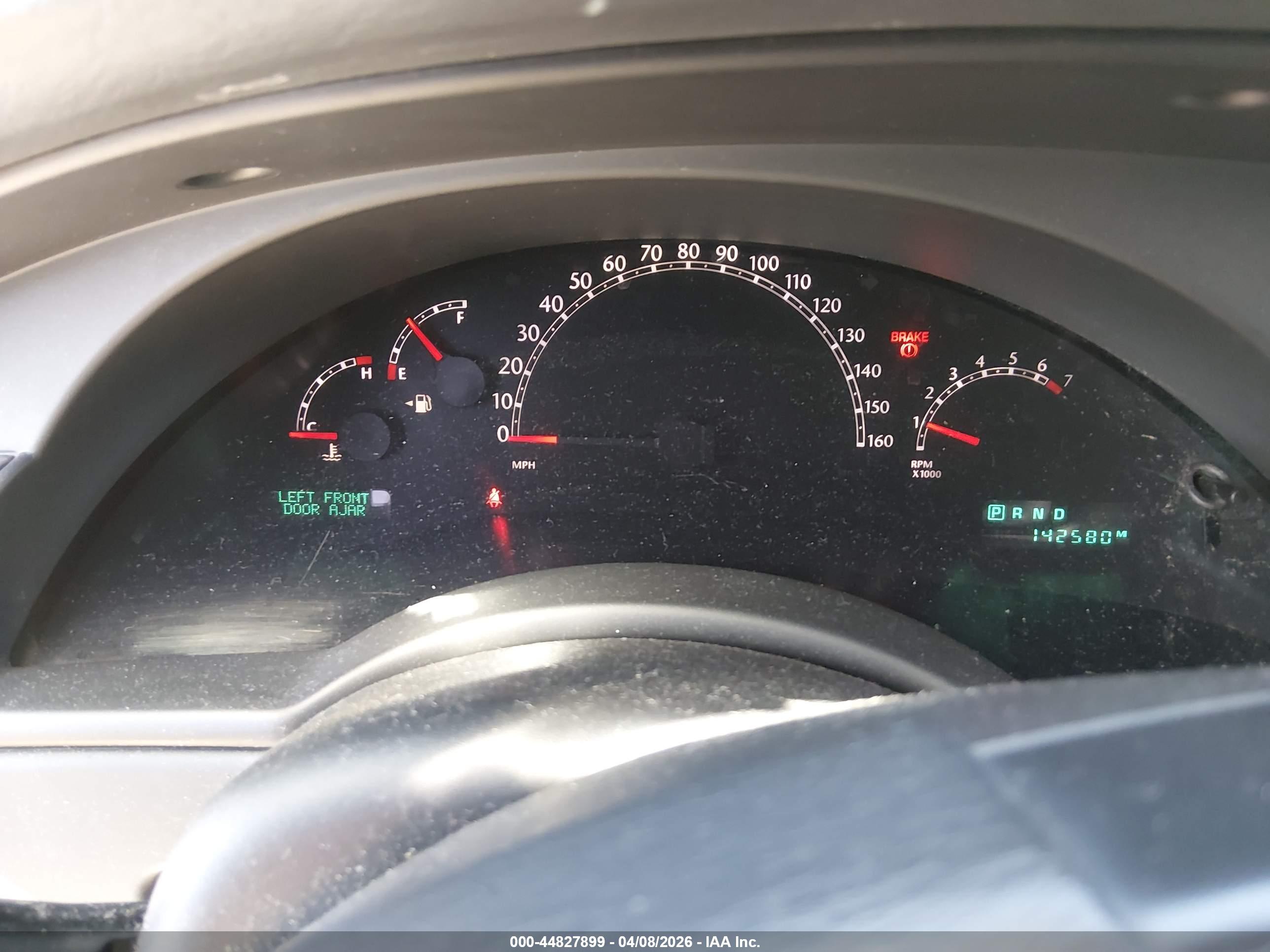 CHRYSLER PACIFICA image 7