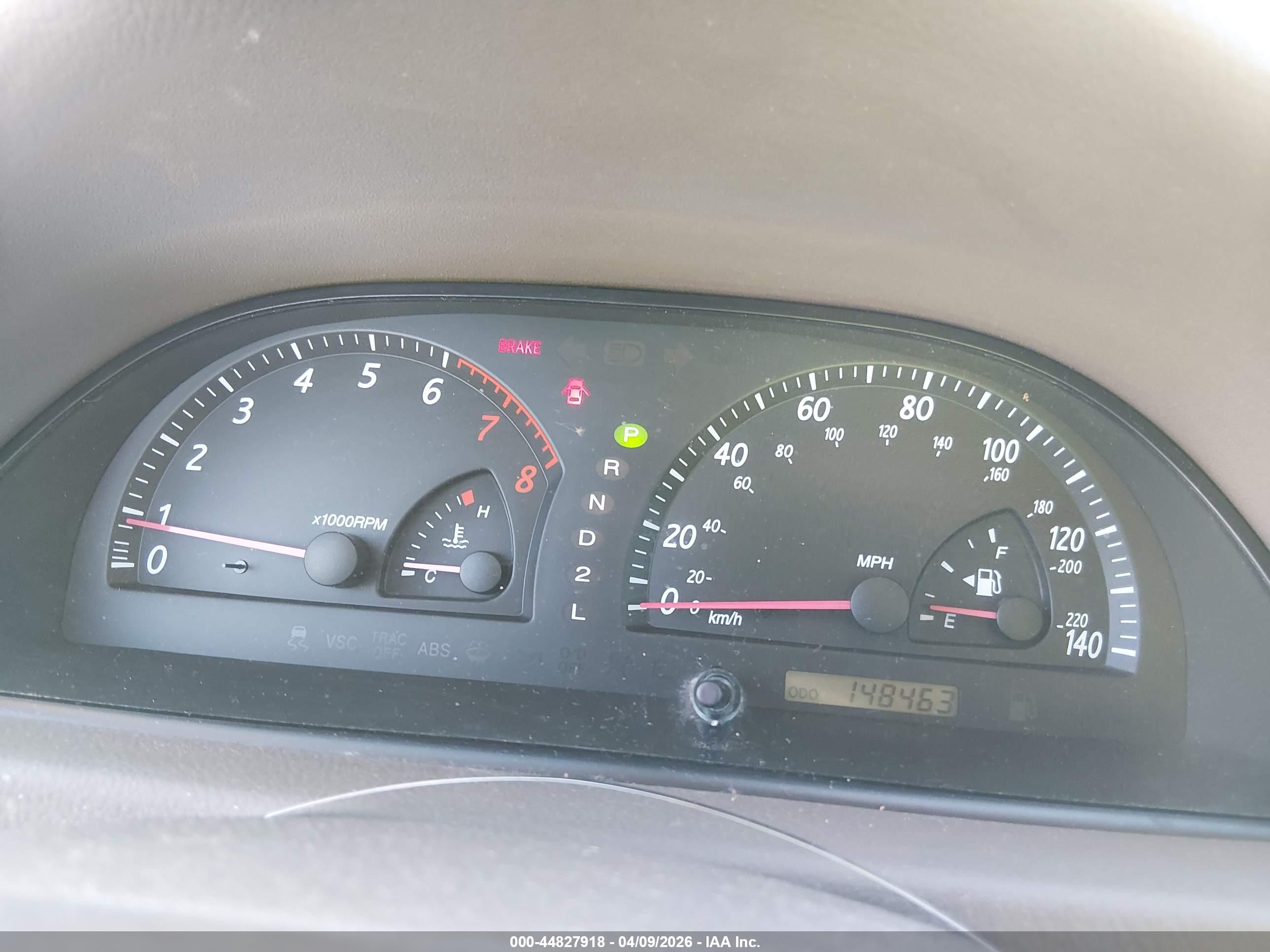 TOYOTA CAMRY image 7