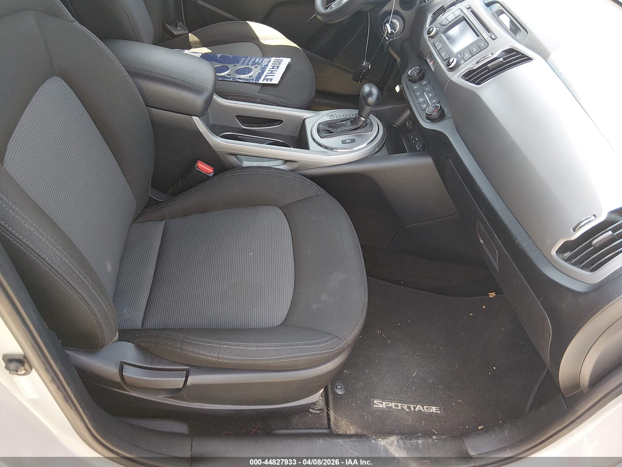 KIA SPORTAGE image 5