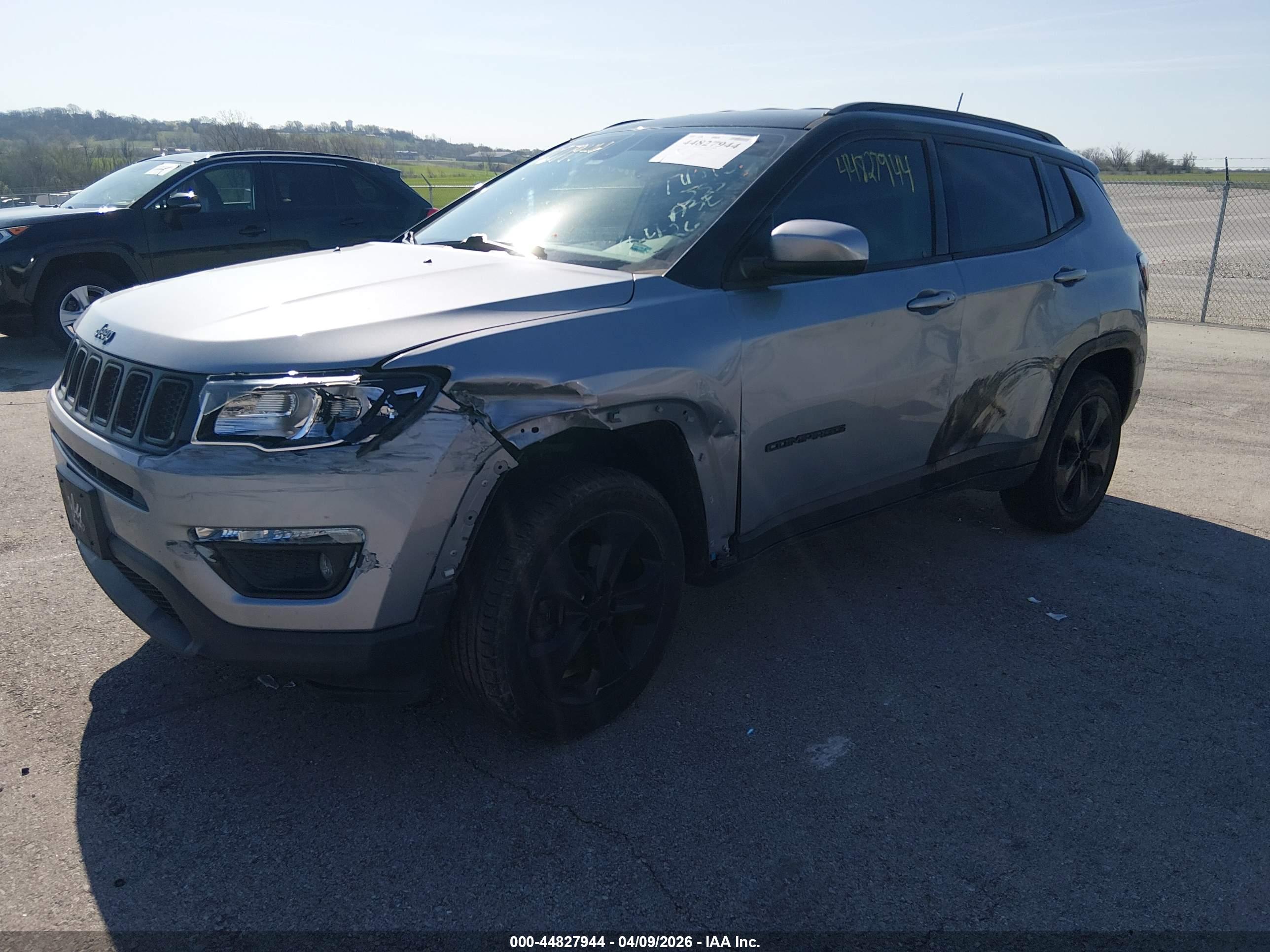 JEEP COMPASS image 2