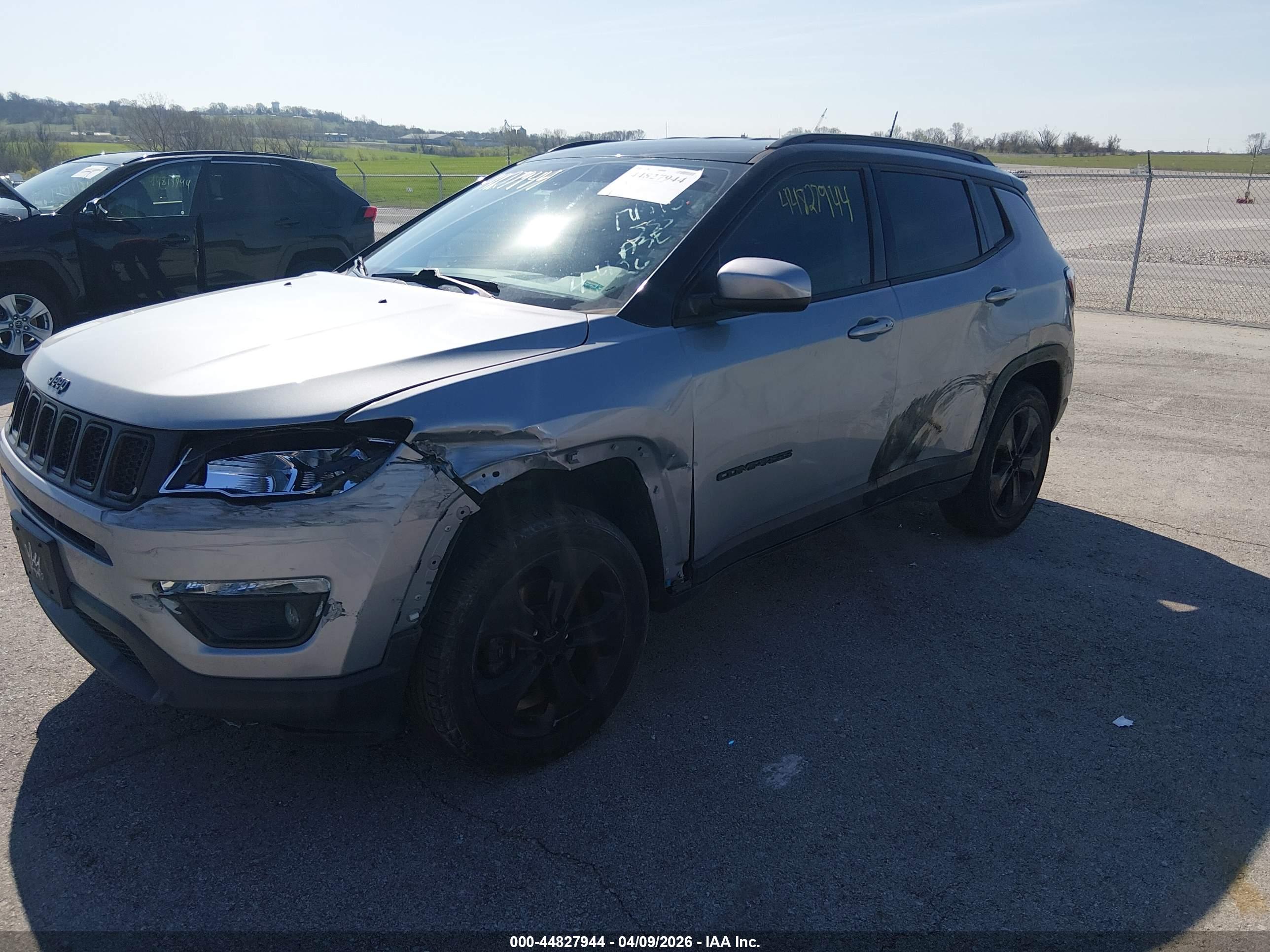 JEEP COMPASS image 6