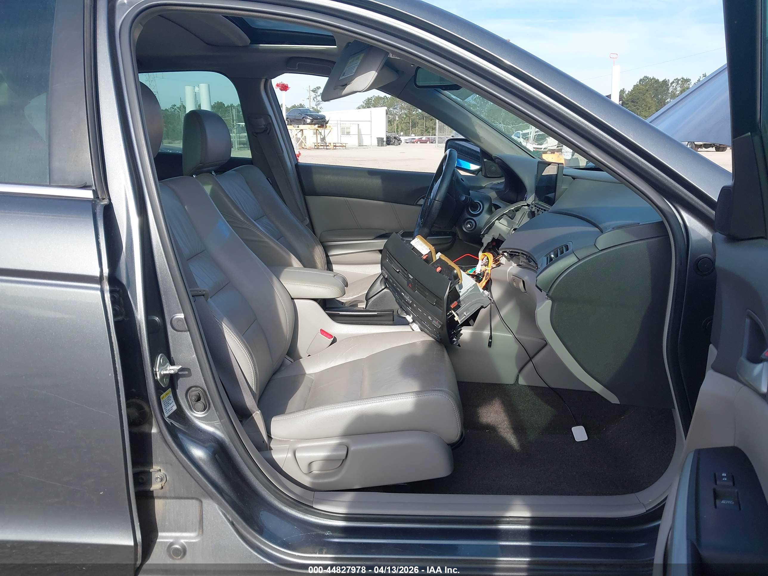 HONDA ACCORD image 5