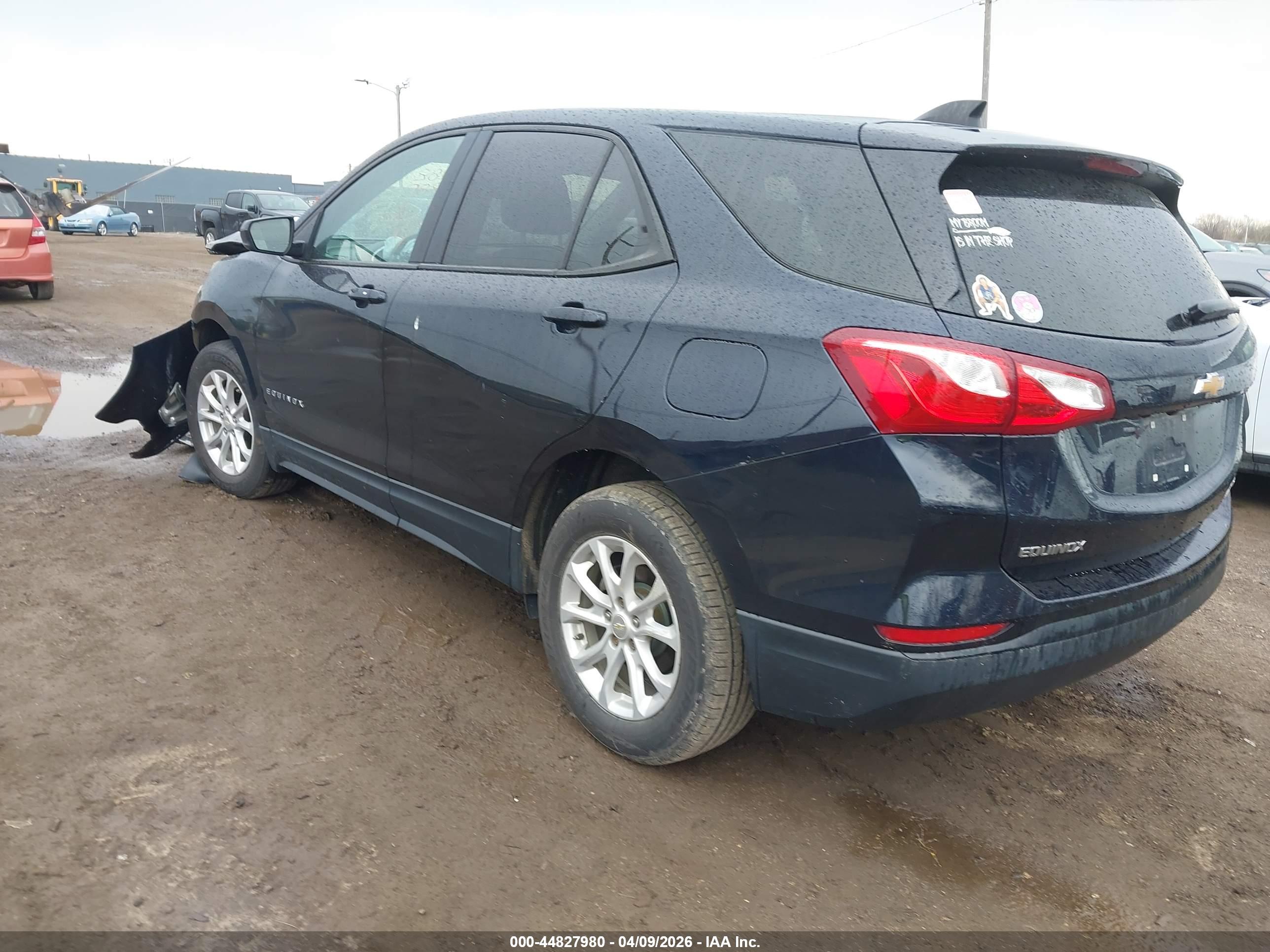 CHEVROLET EQUINOX image 3