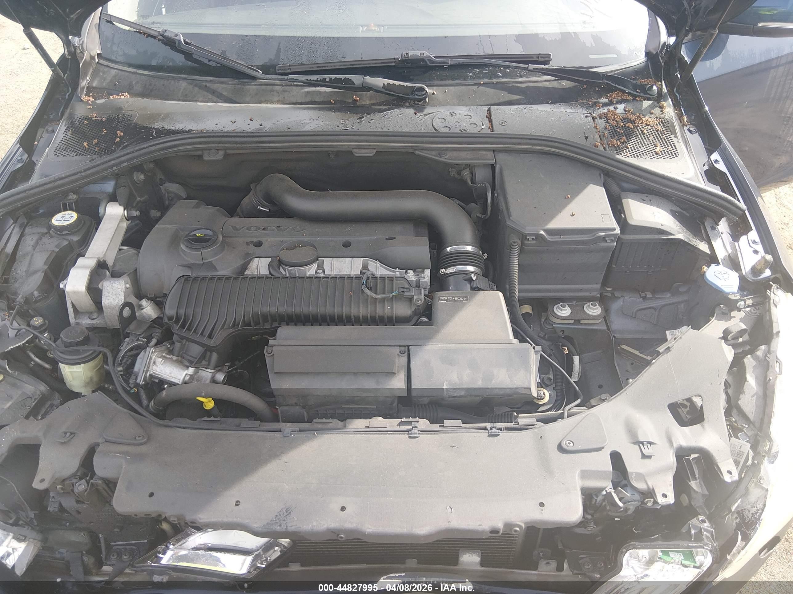VOLVO S60 image 10