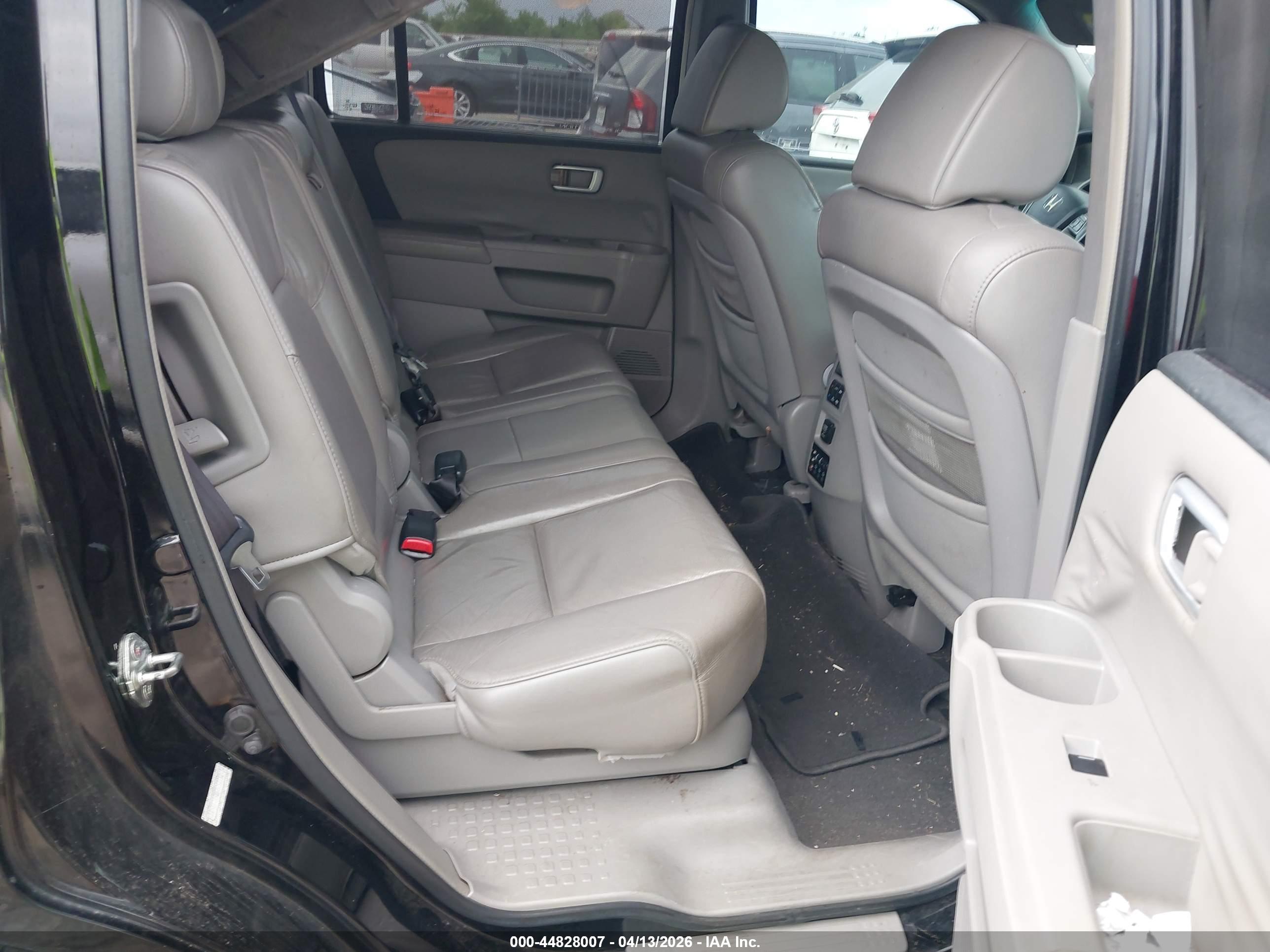 HONDA PILOT image 8