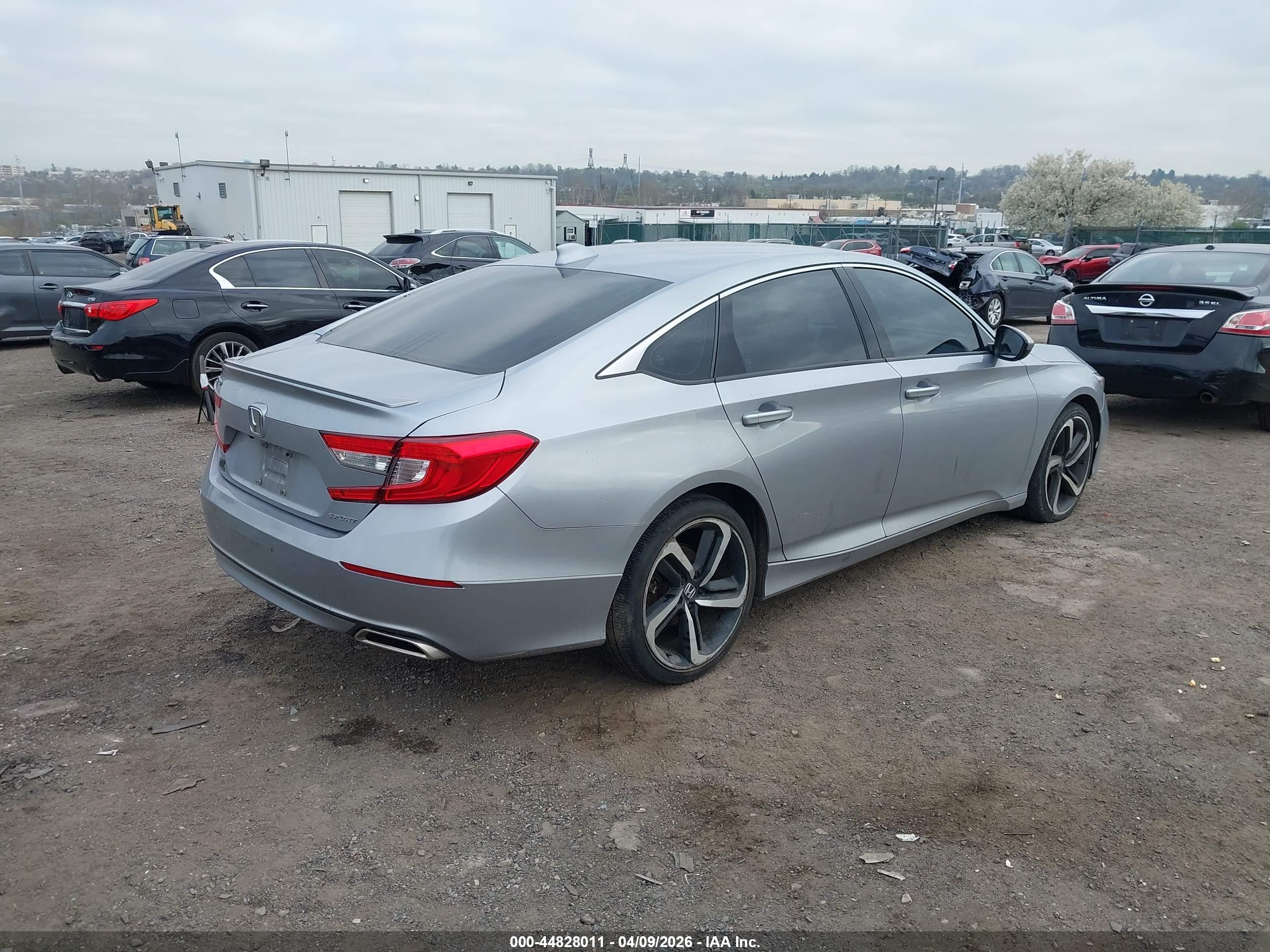 HONDA ACCORD image 4