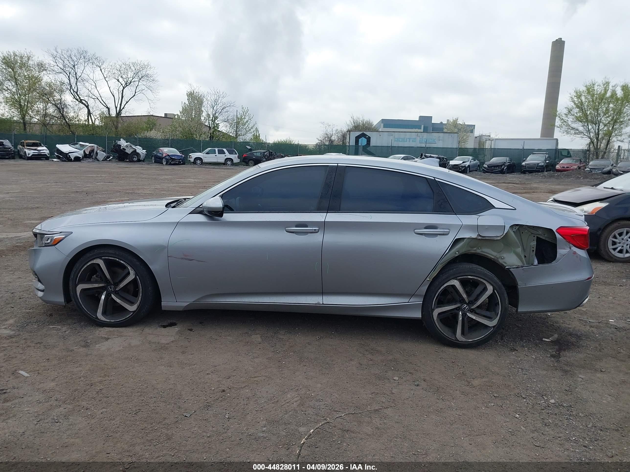 HONDA ACCORD image 6