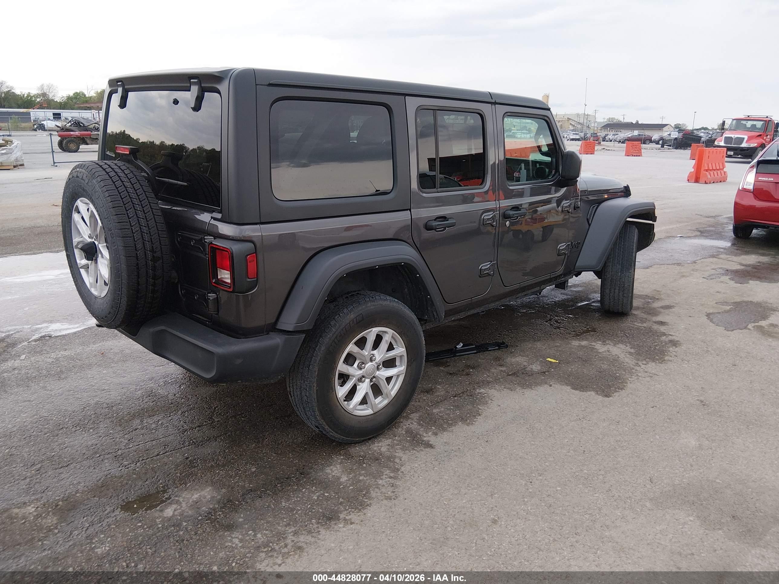 JEEP WRANGLER image 4