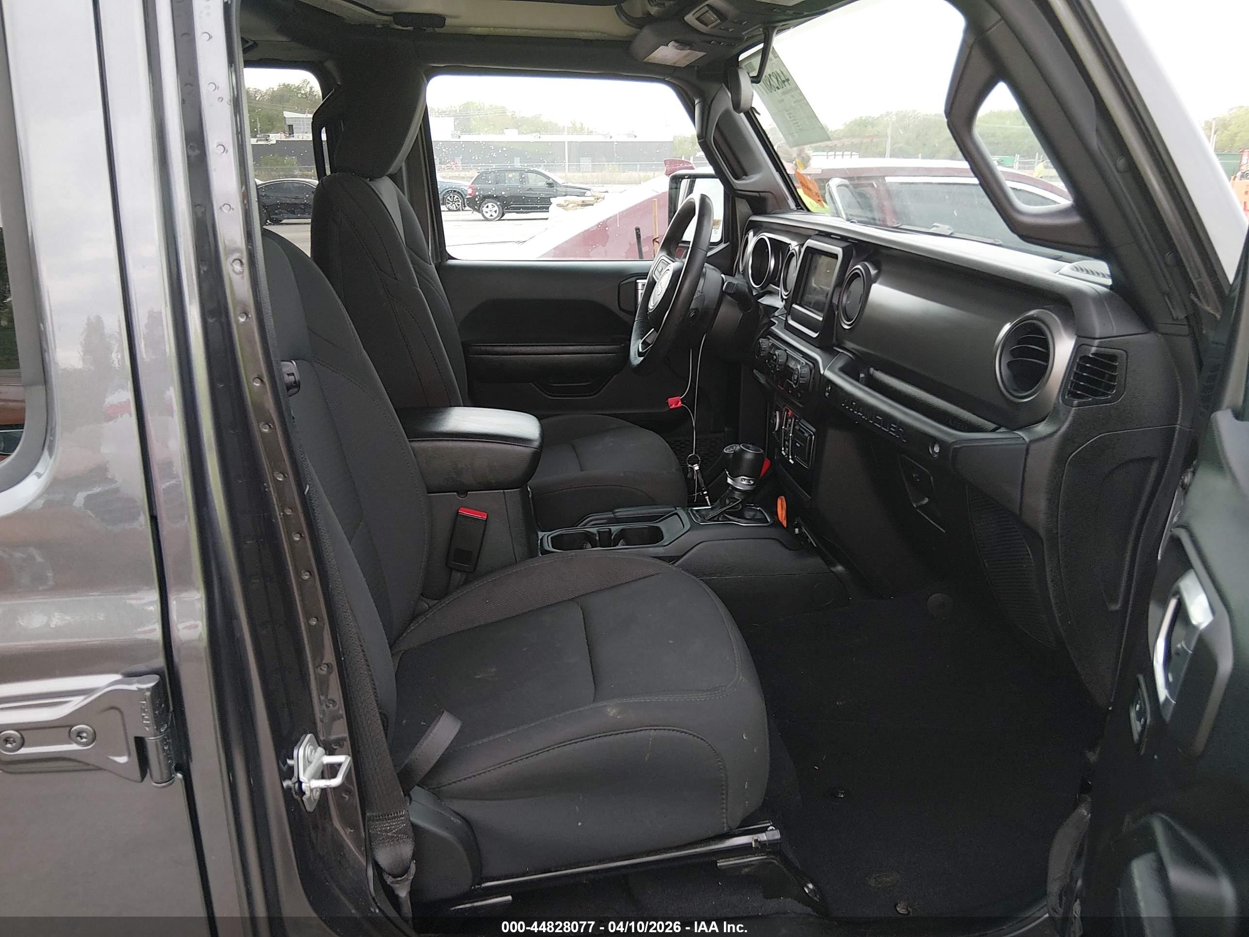 JEEP WRANGLER image 5