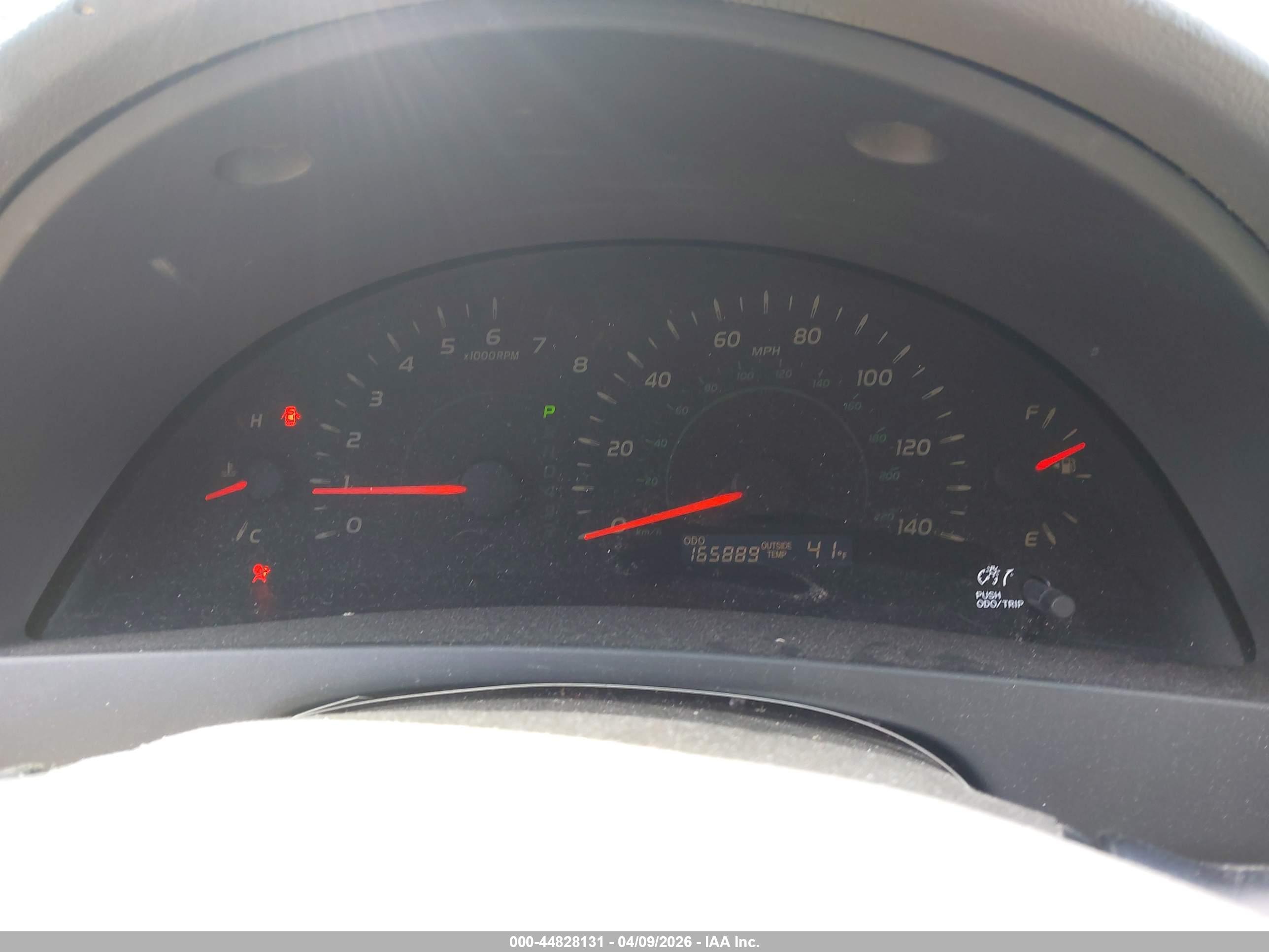 TOYOTA CAMRY image 7