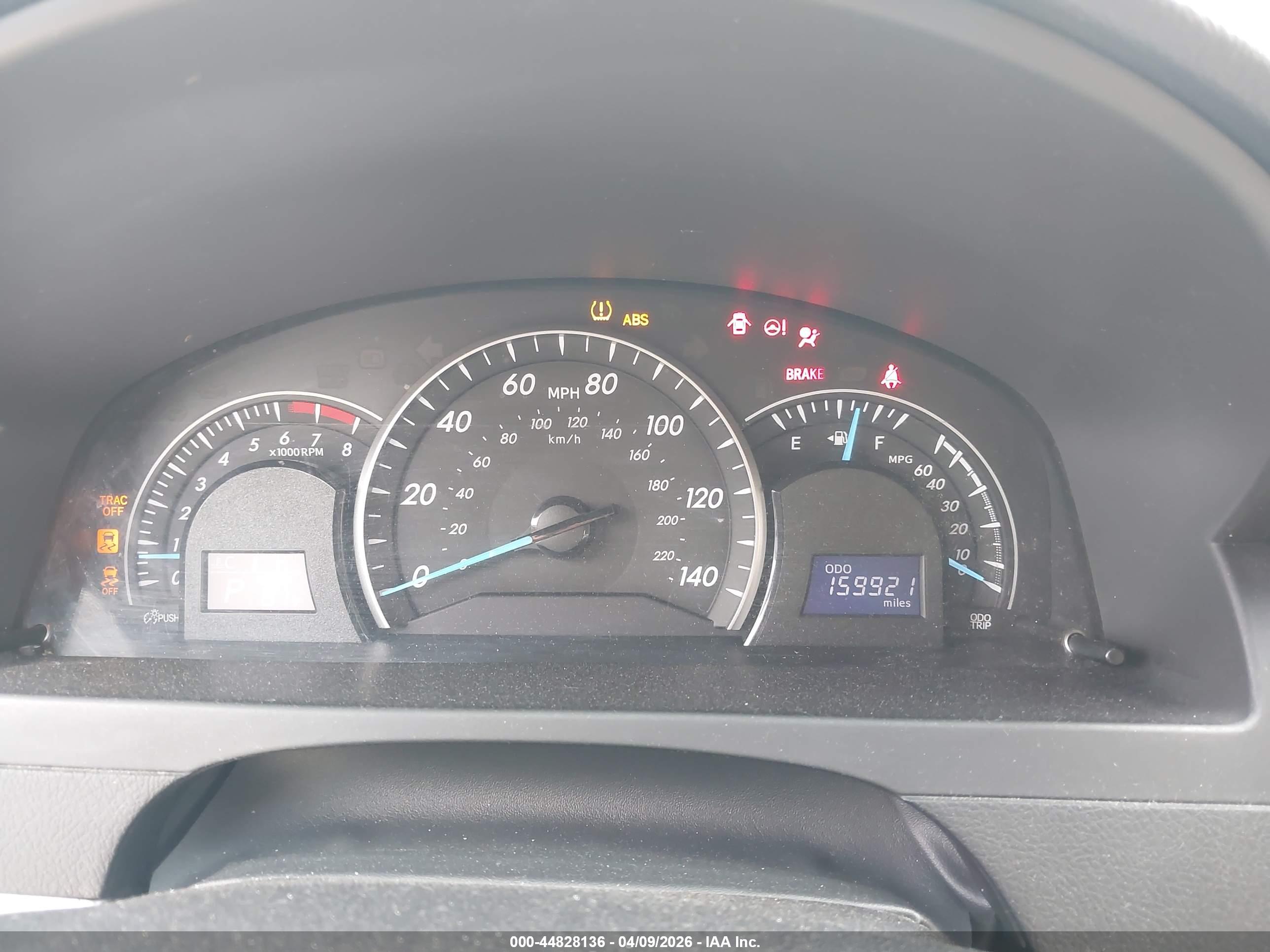 TOYOTA CAMRY image 7