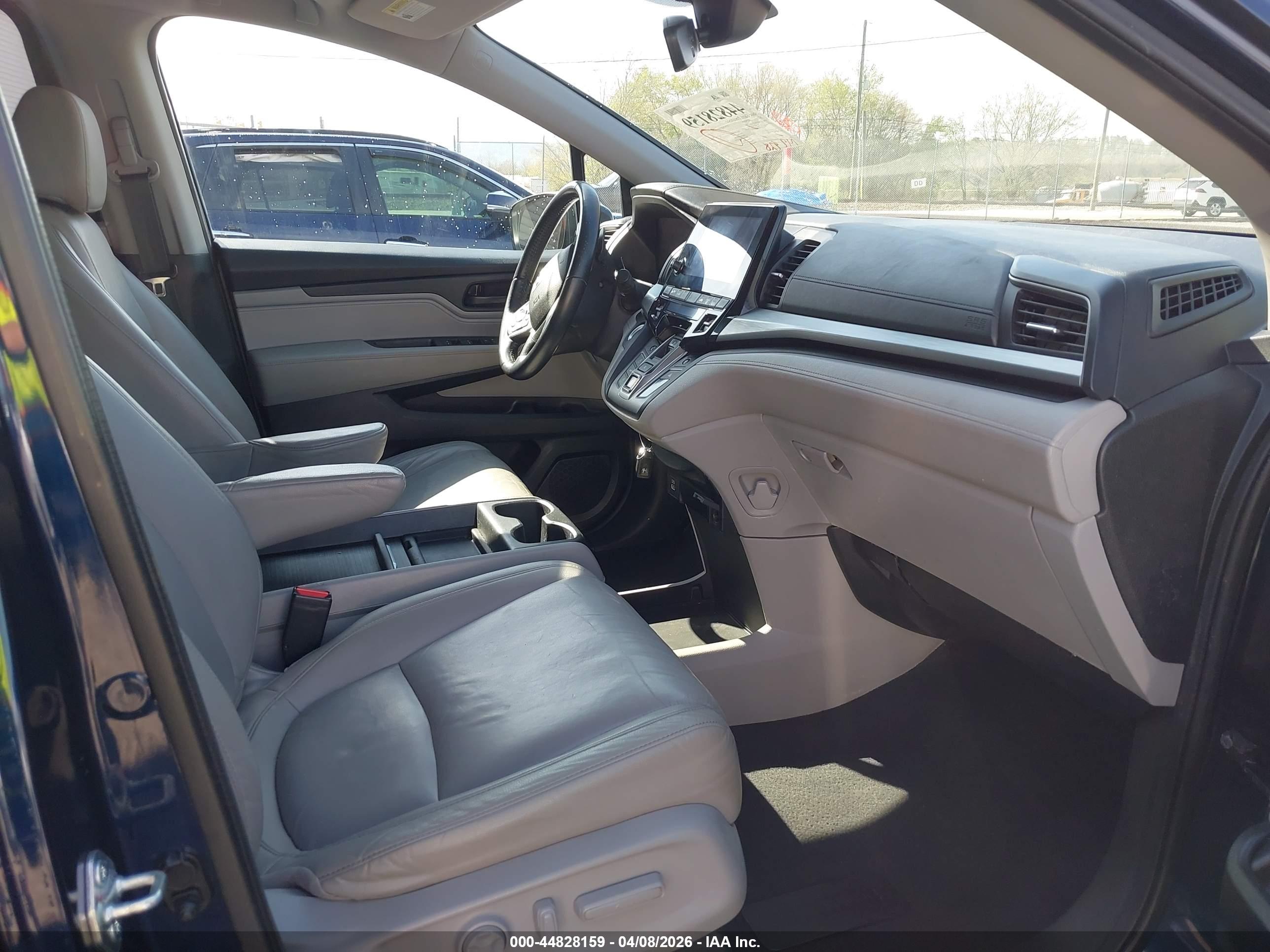 HONDA ODYSSEY image 5