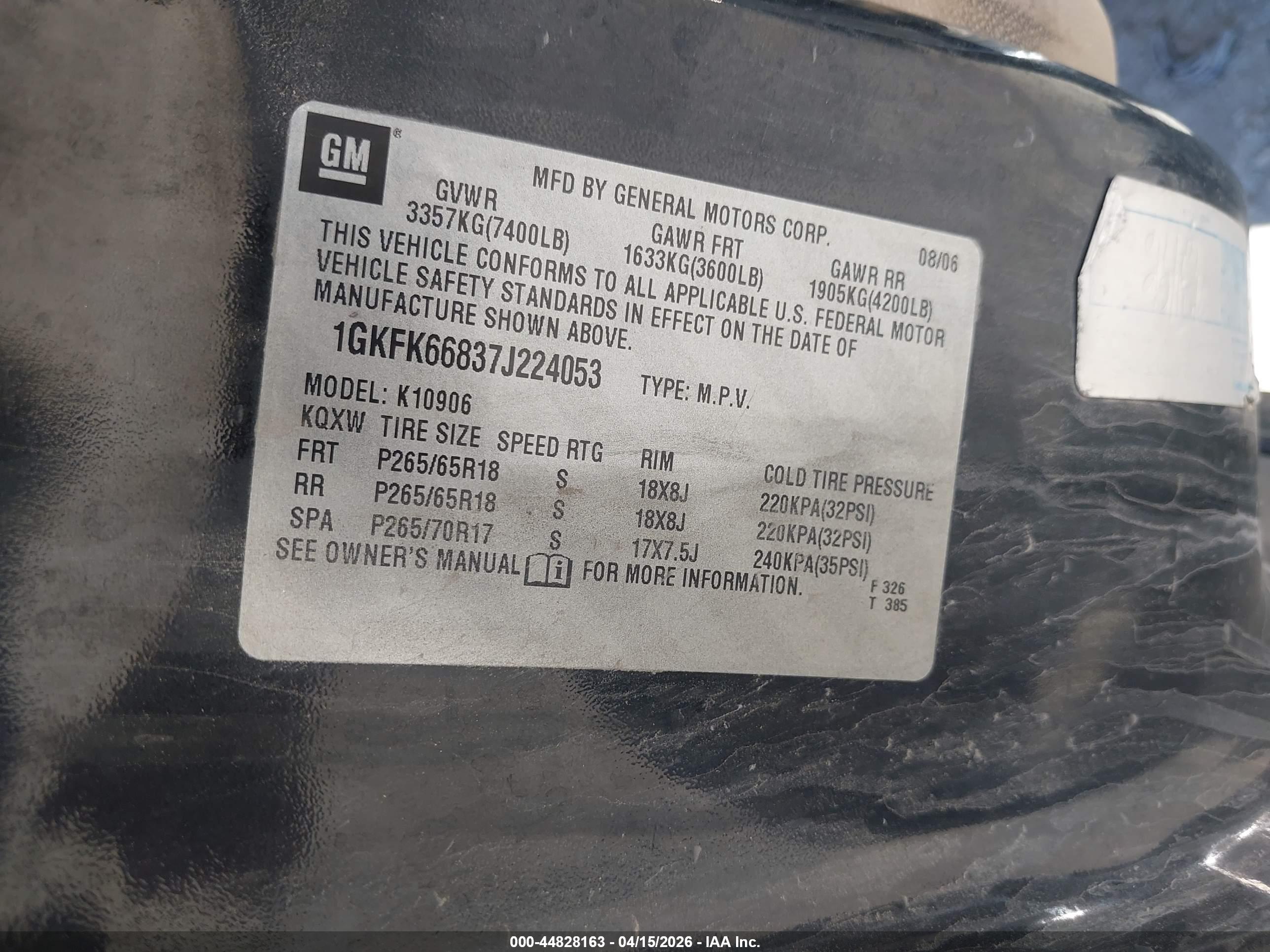 GMC YUKON image 9