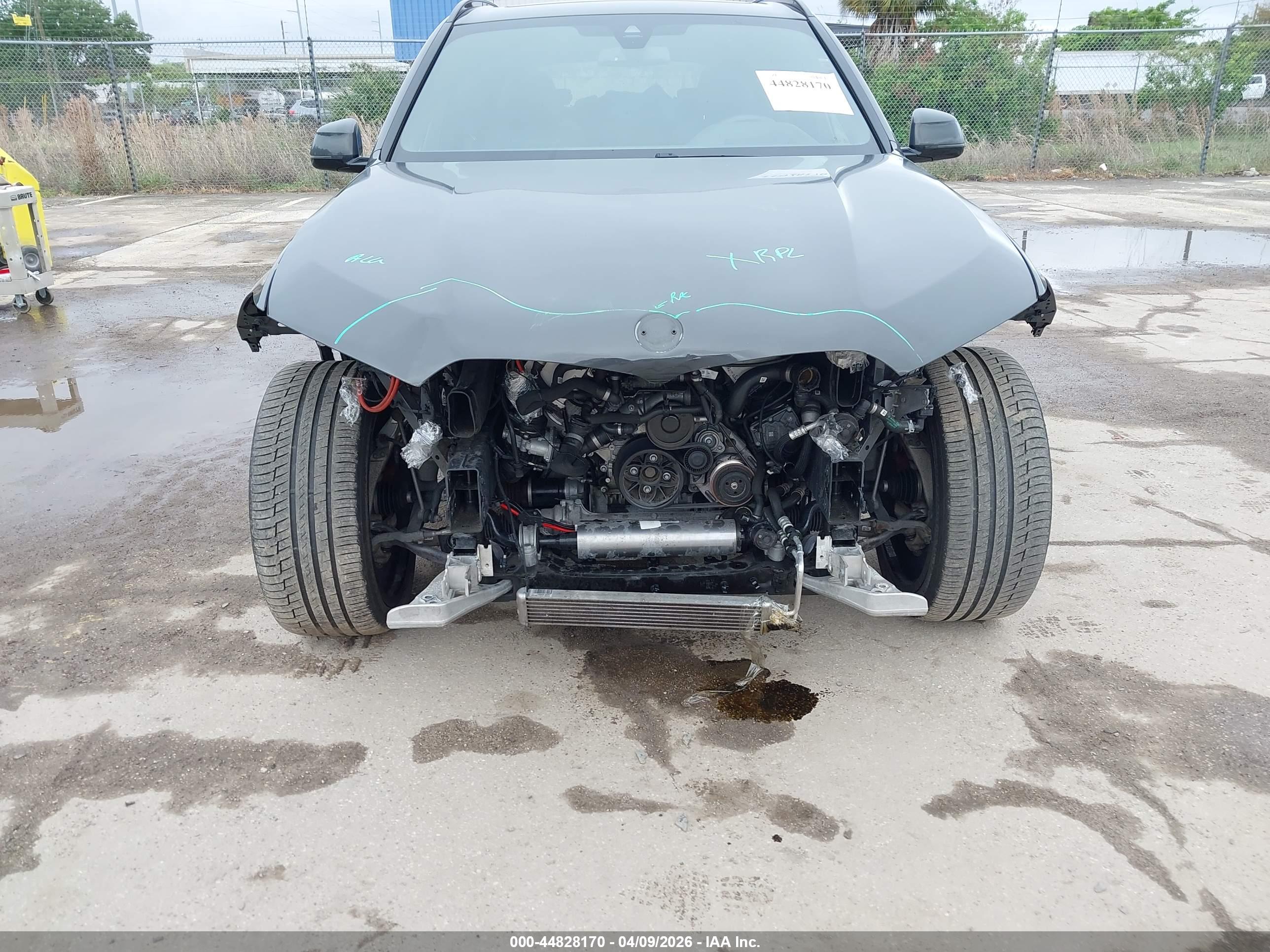 BMW X5 image 6