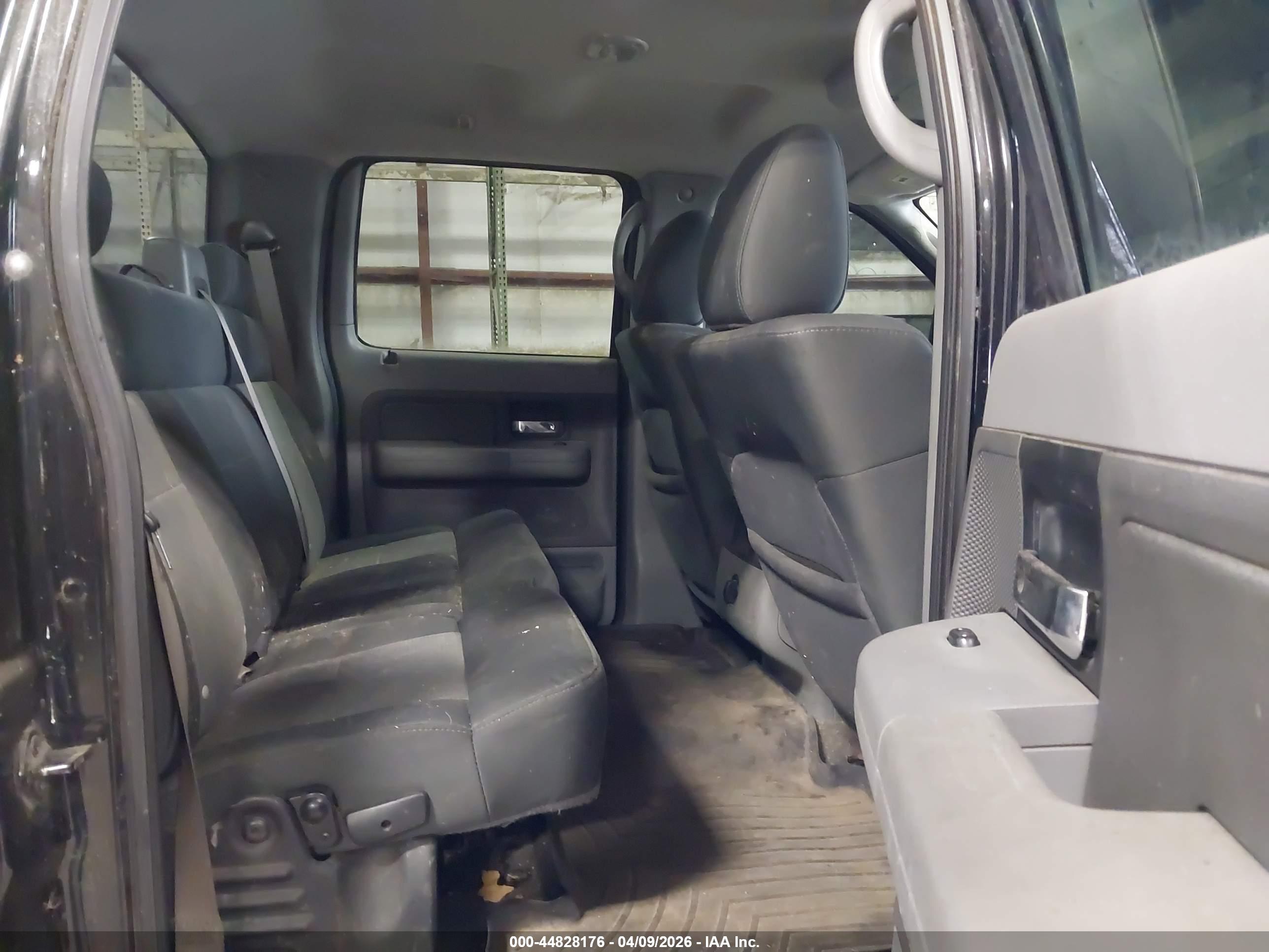 FORD F-150 image 8