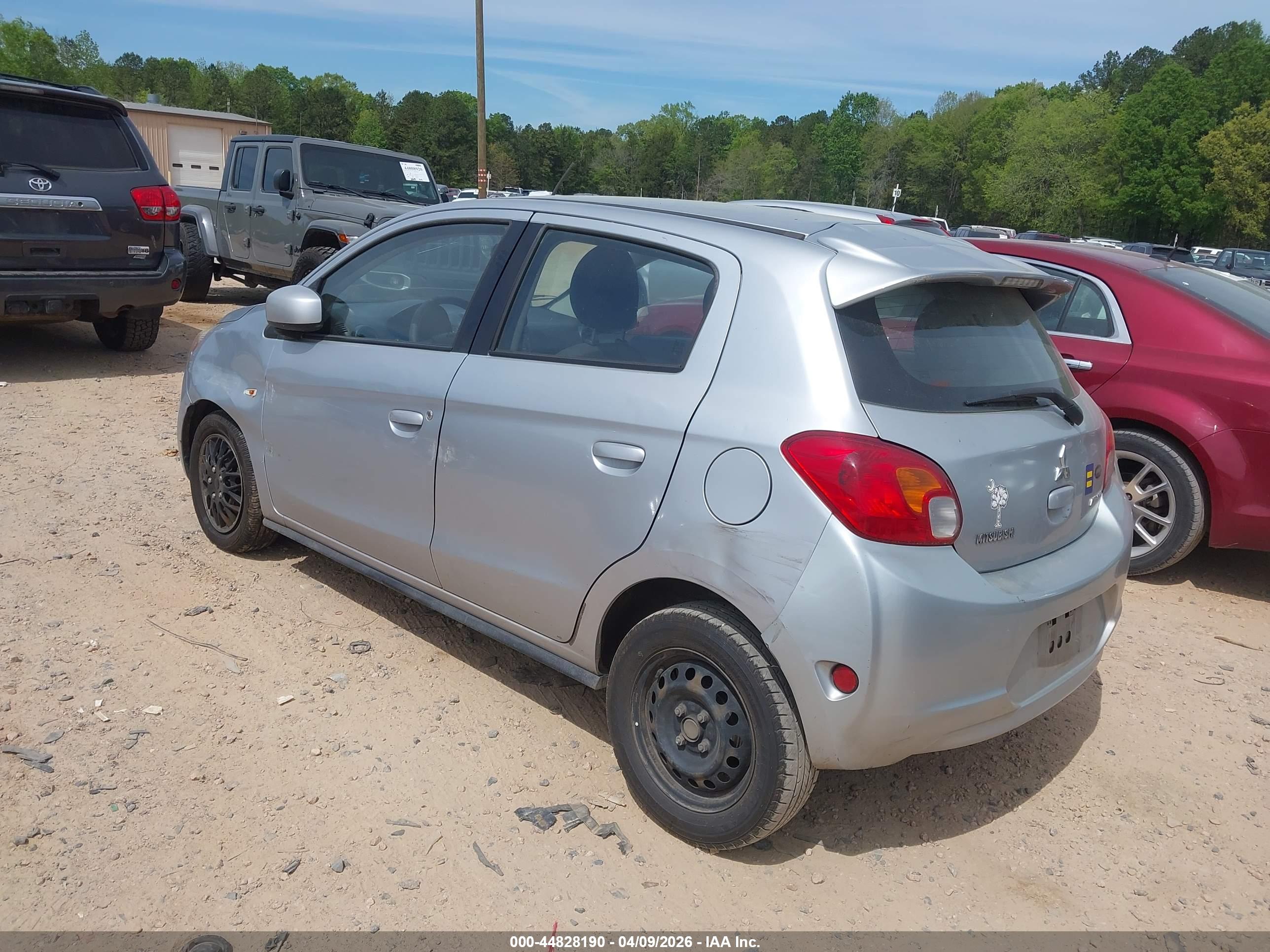 MITSUBISHI MIRAGE image 3
