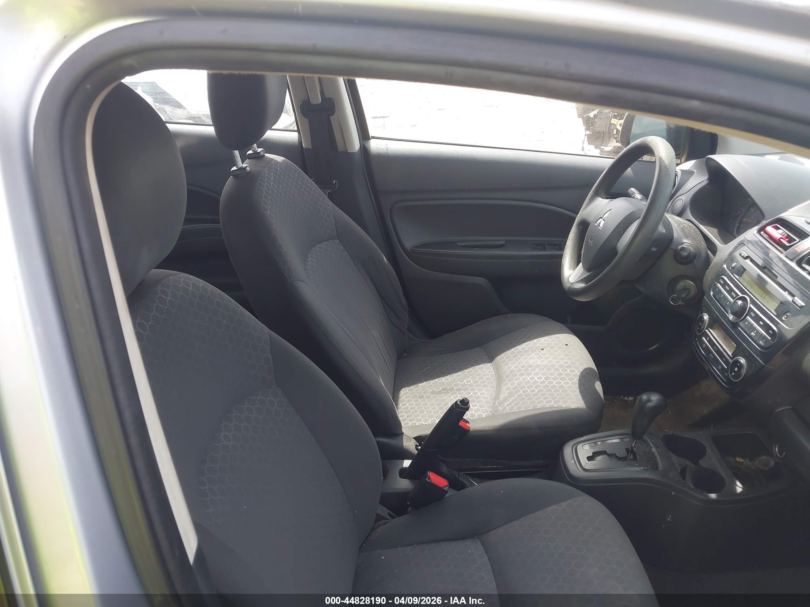 MITSUBISHI MIRAGE image 5
