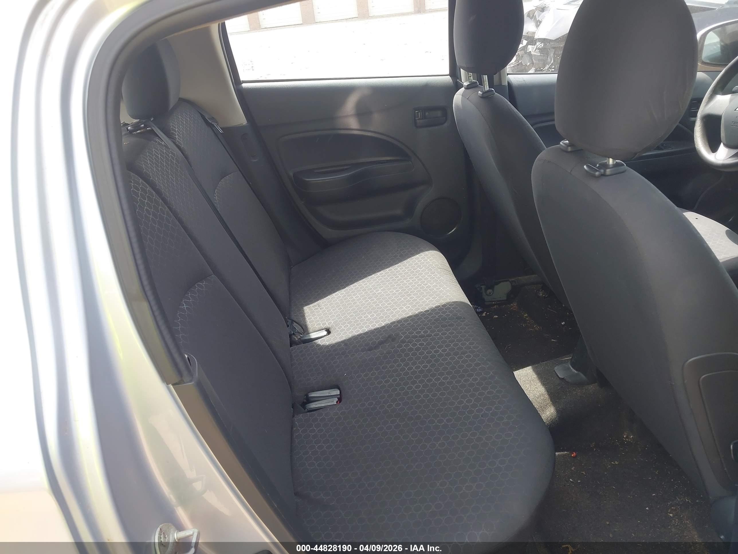 MITSUBISHI MIRAGE image 8