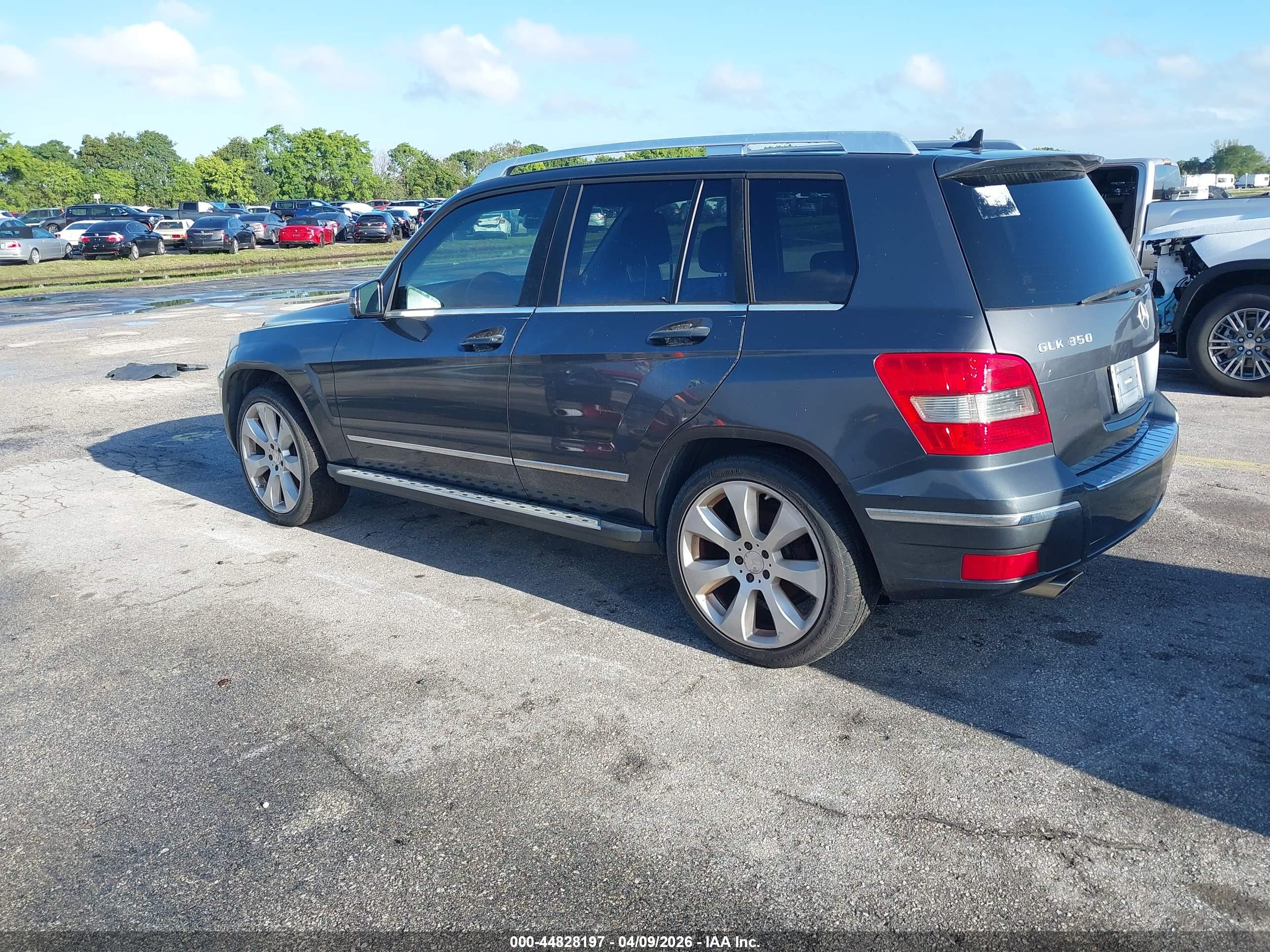 MERCEDES-BENZ GLK image 3
