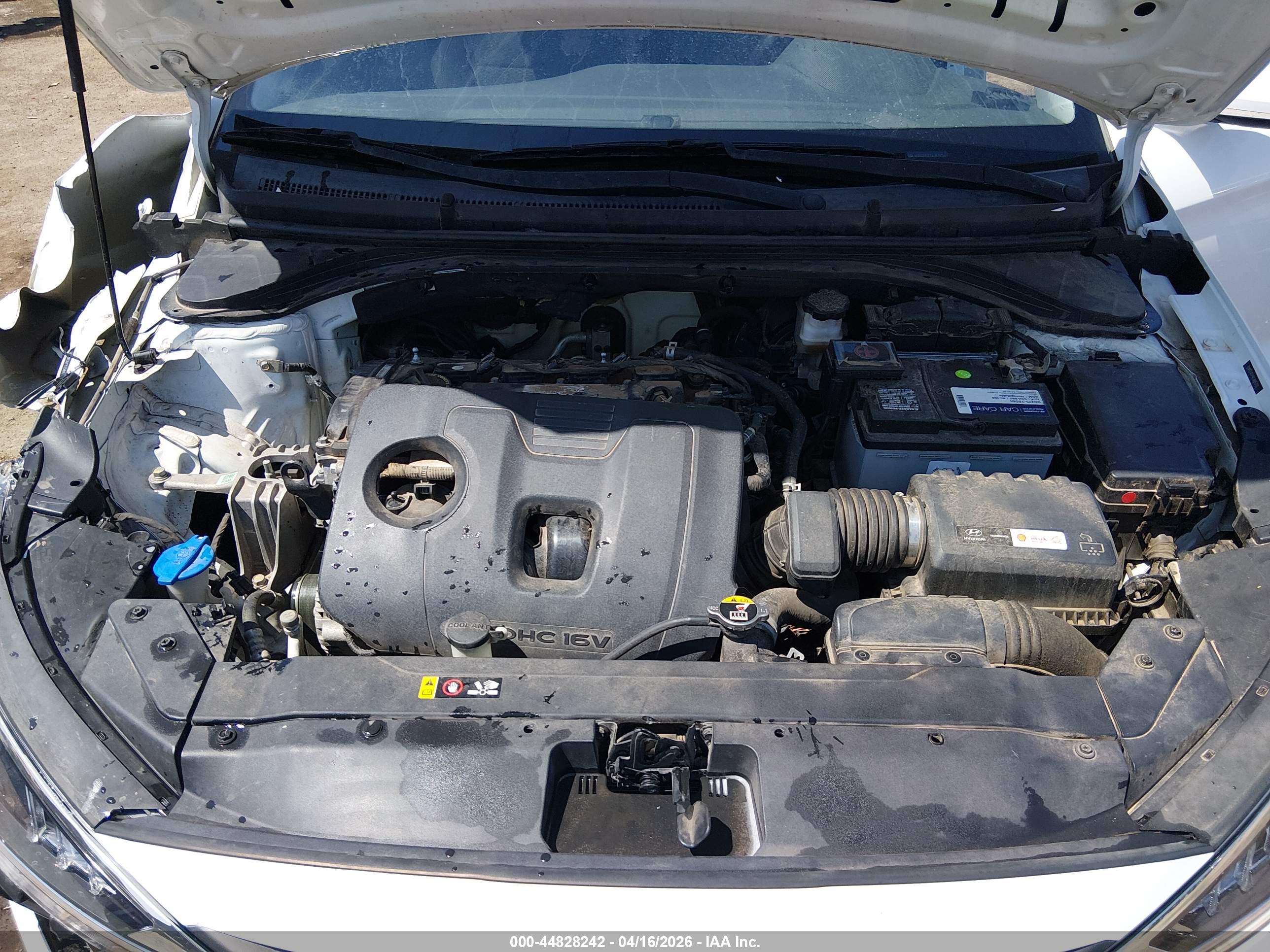 HYUNDAI ELANTRA image 10