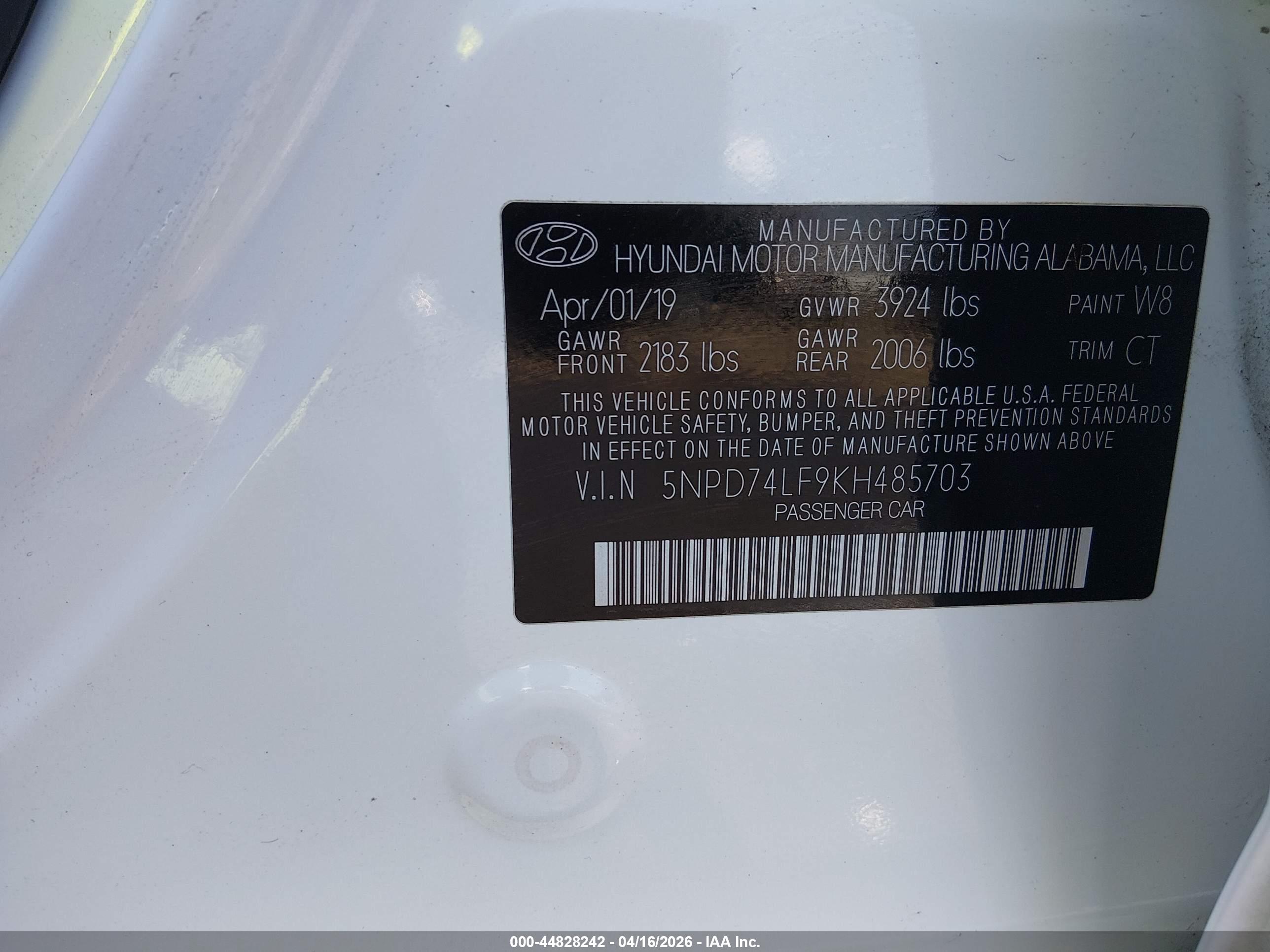HYUNDAI ELANTRA image 9