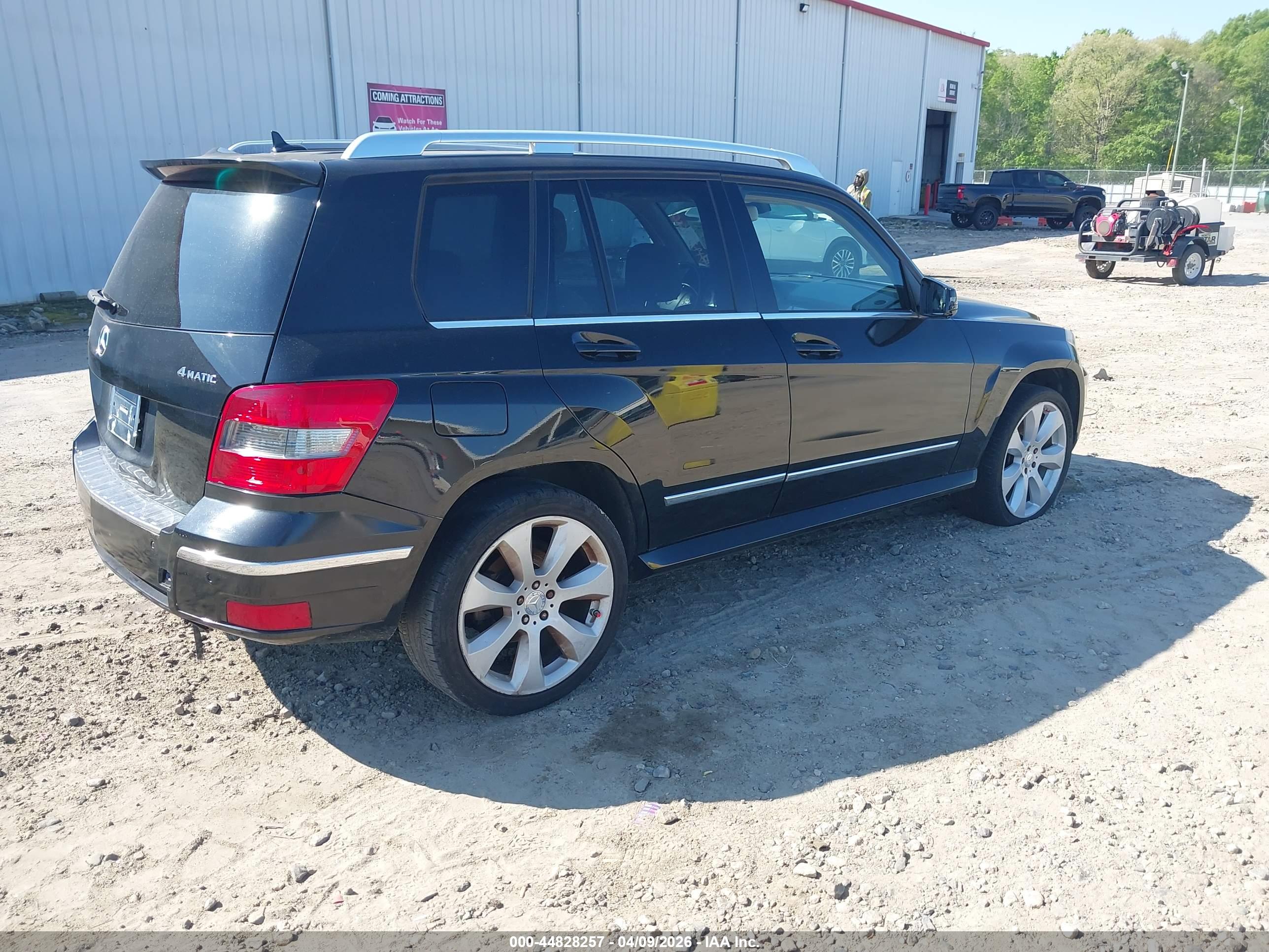 MERCEDES-BENZ GLK image 4