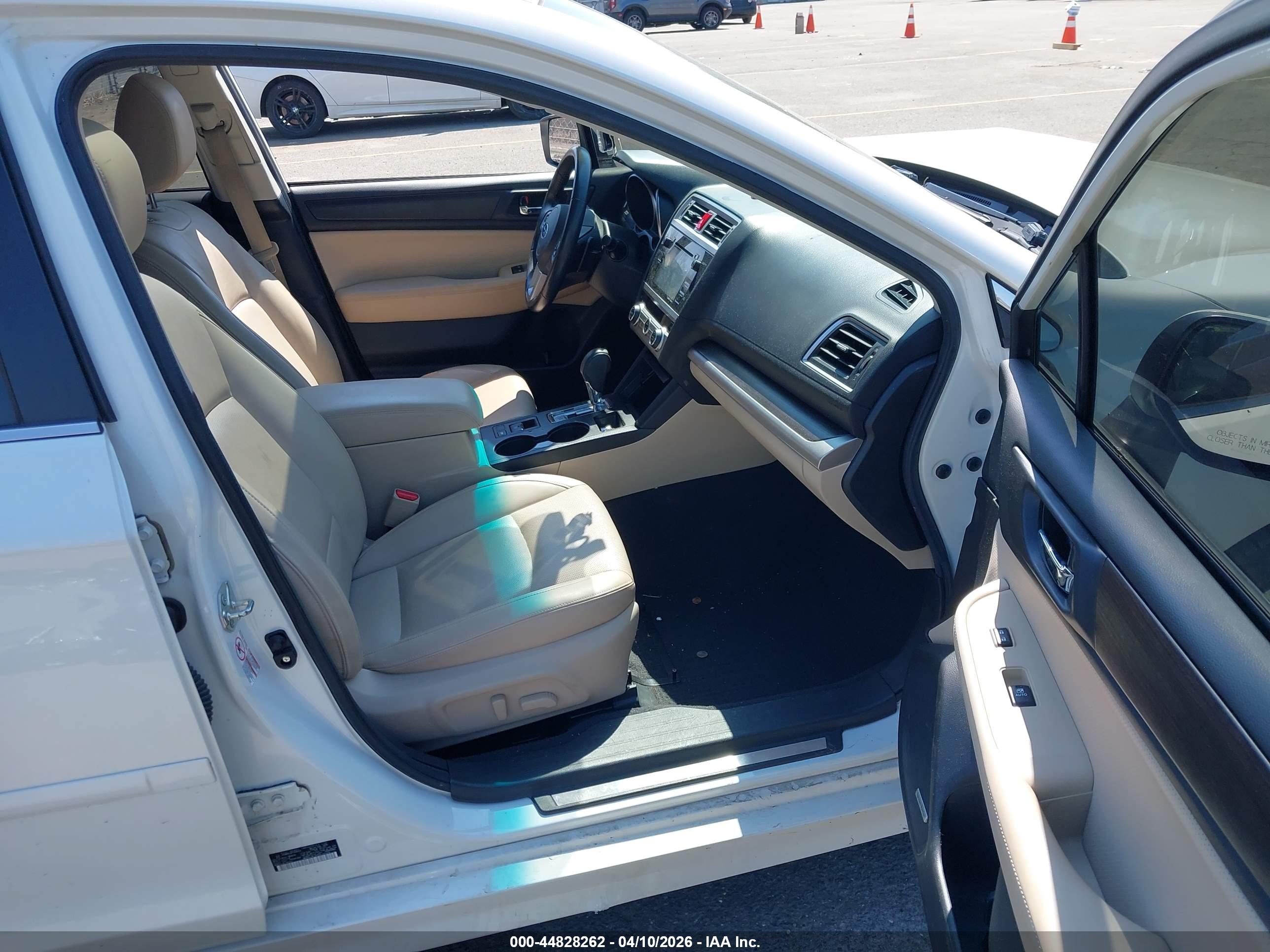 SUBARU LEGACY image 5