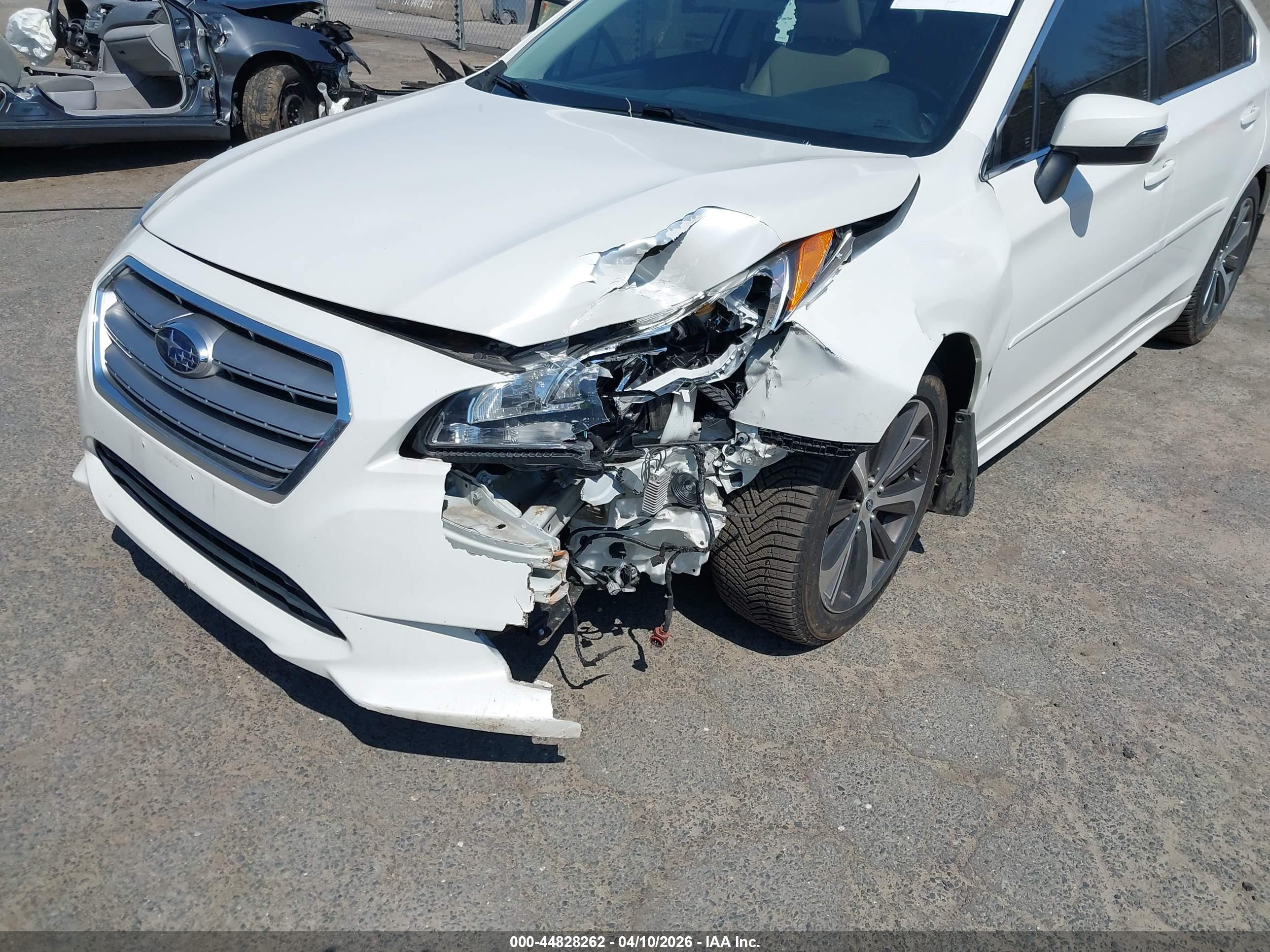SUBARU LEGACY image 6