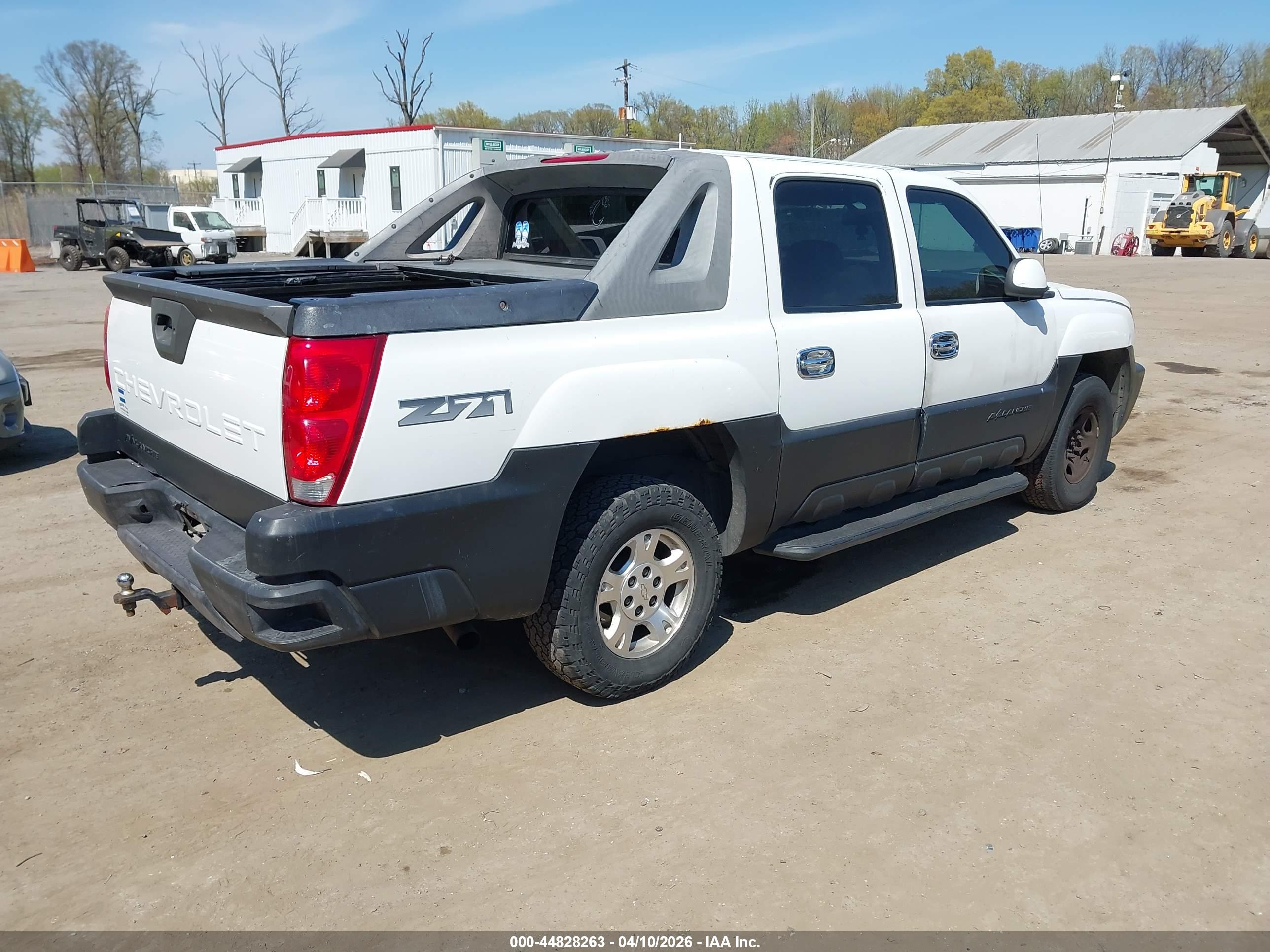 CHEVROLET AVALANCHE image 4