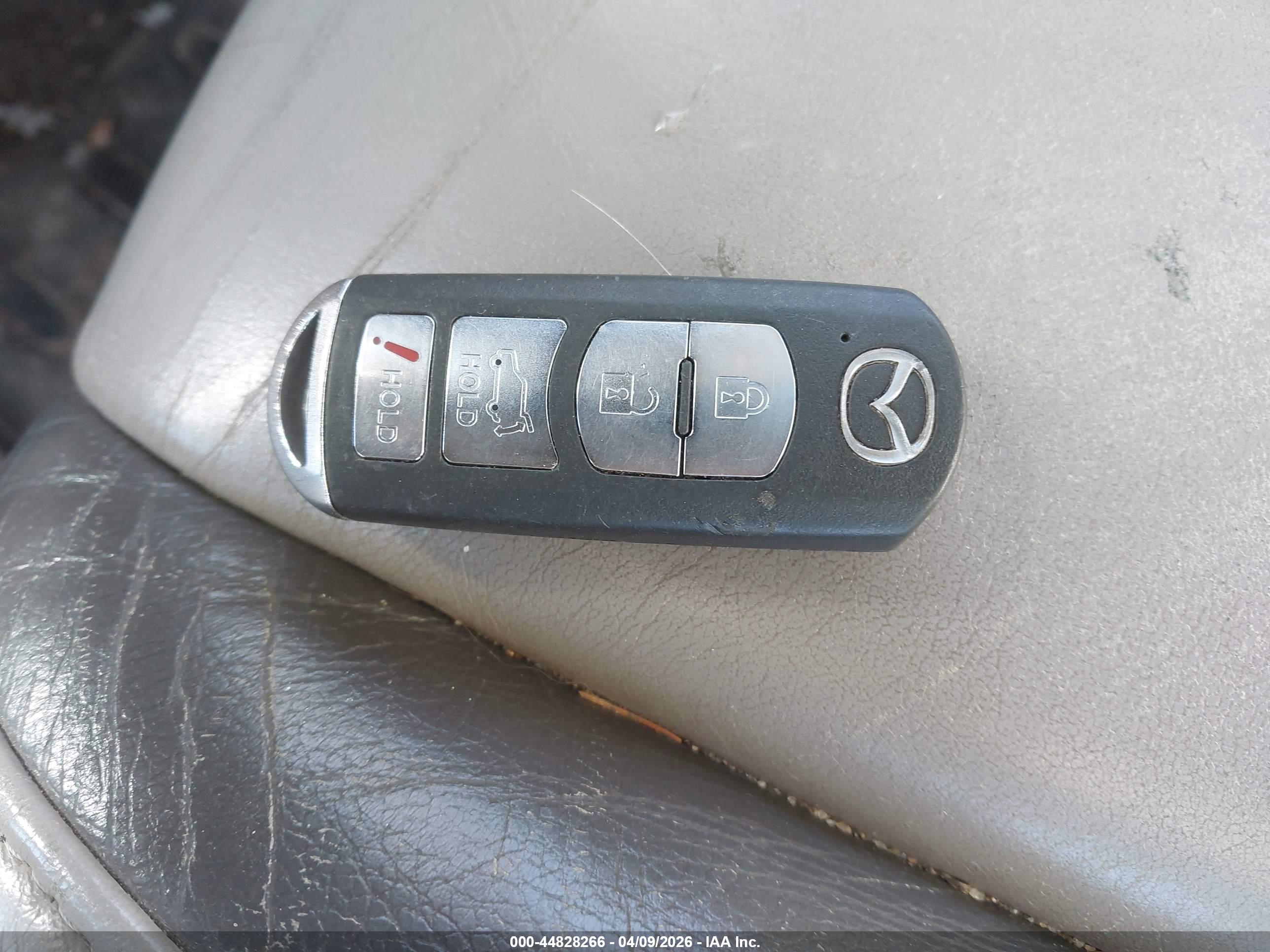 MAZDA CX-9 image 11