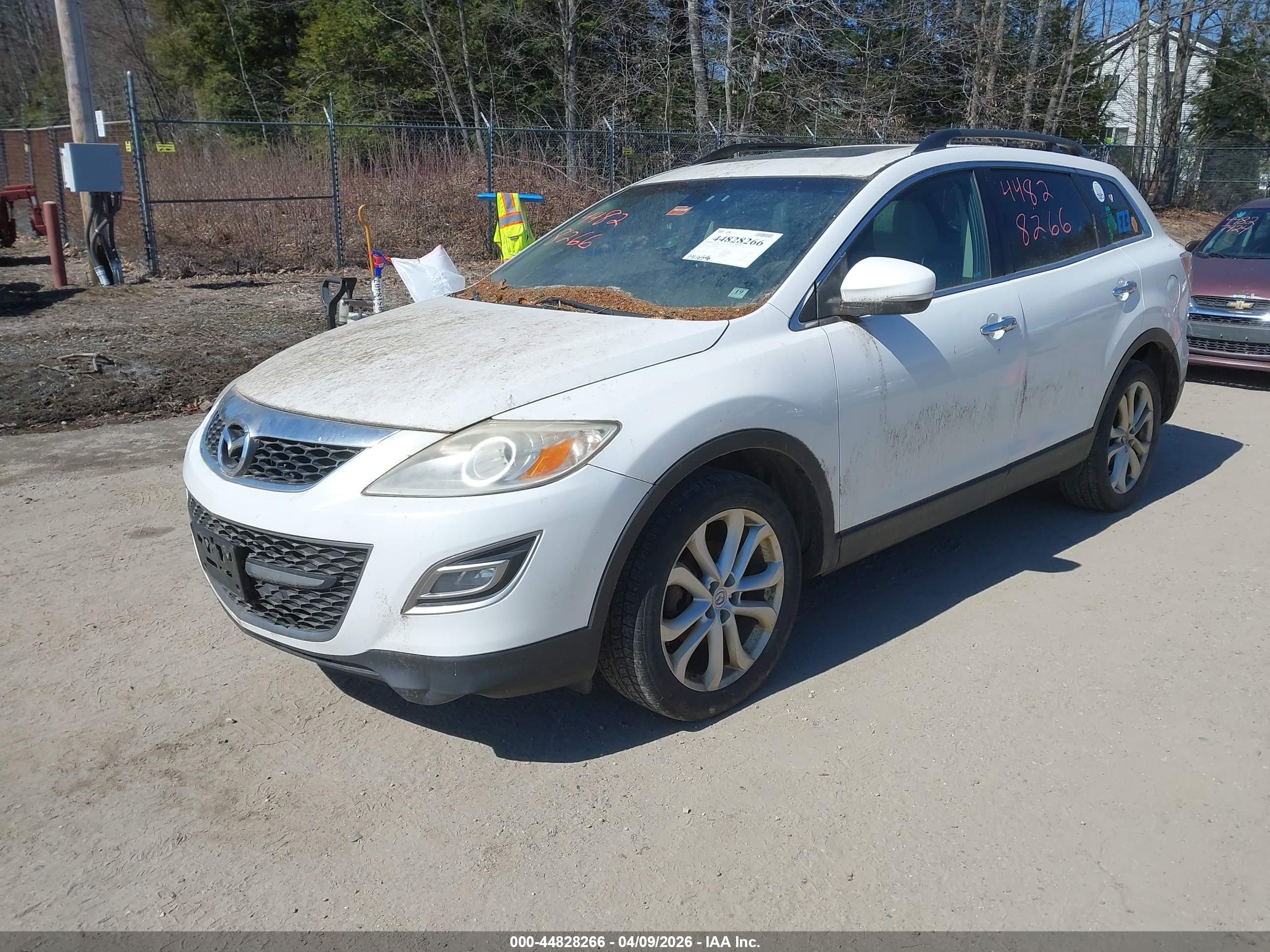 MAZDA CX-9 image 2
