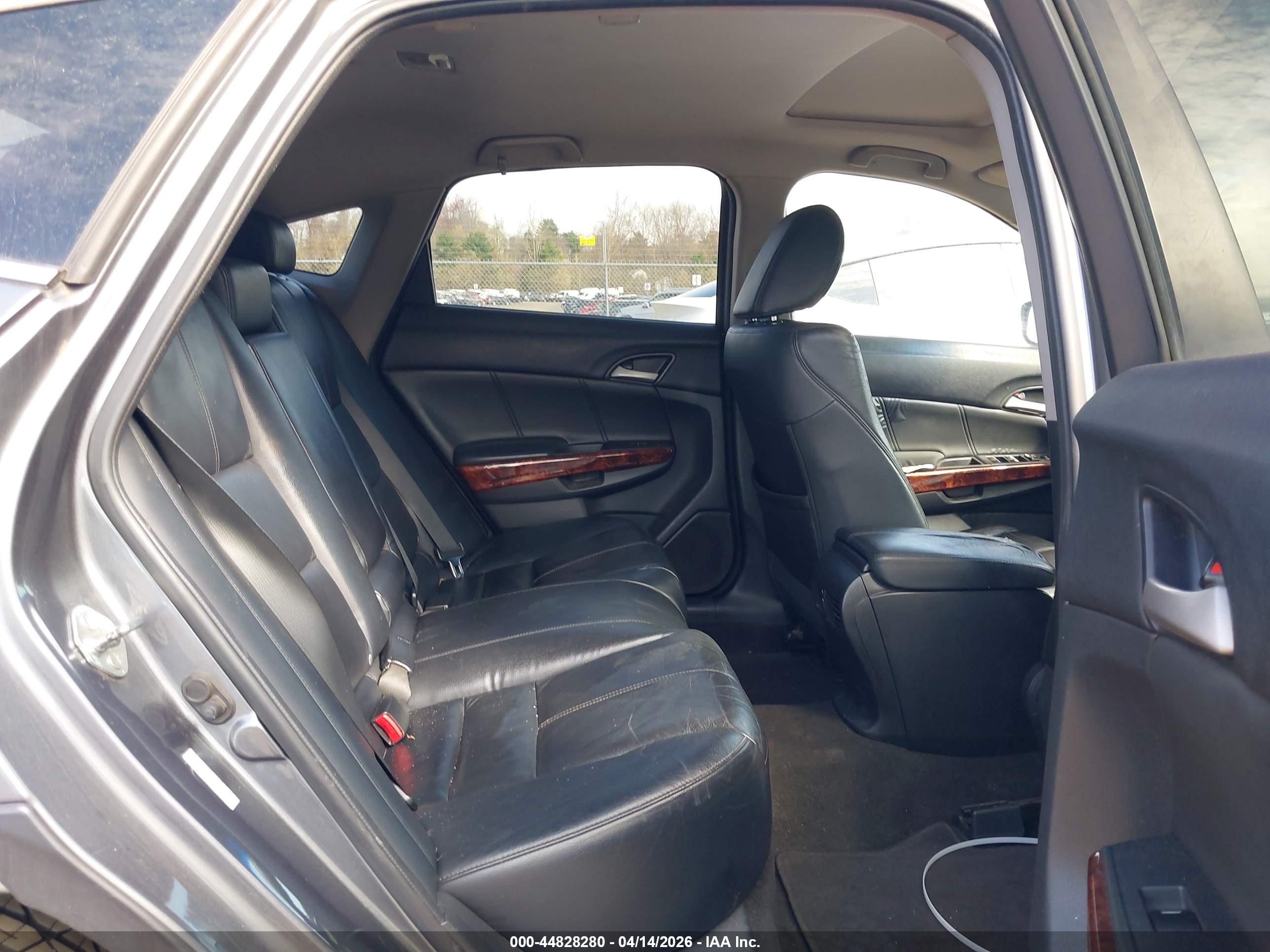 HONDA ACCORD image 8