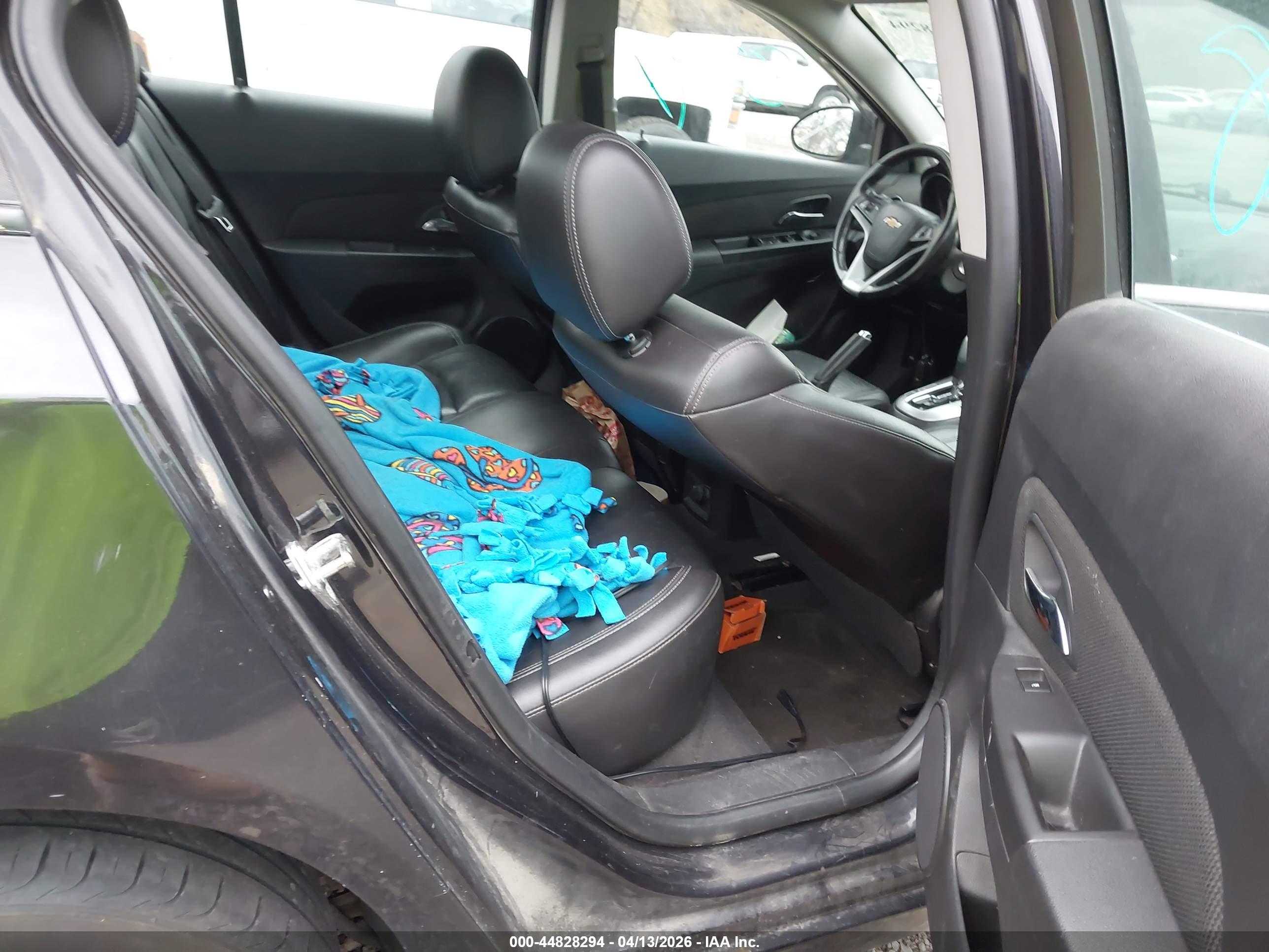 CHEVROLET CRUZE image 8