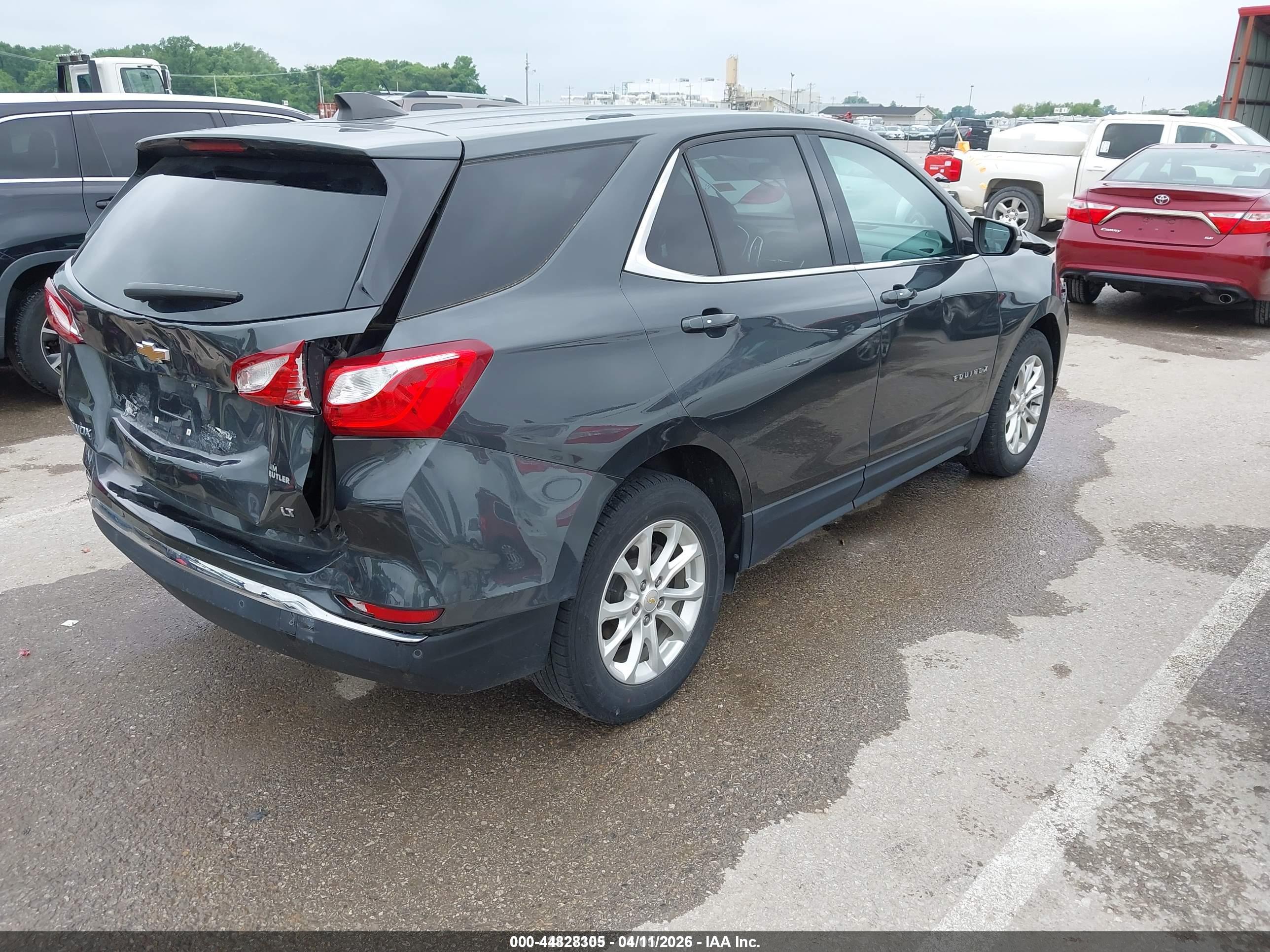 CHEVROLET EQUINOX image 4