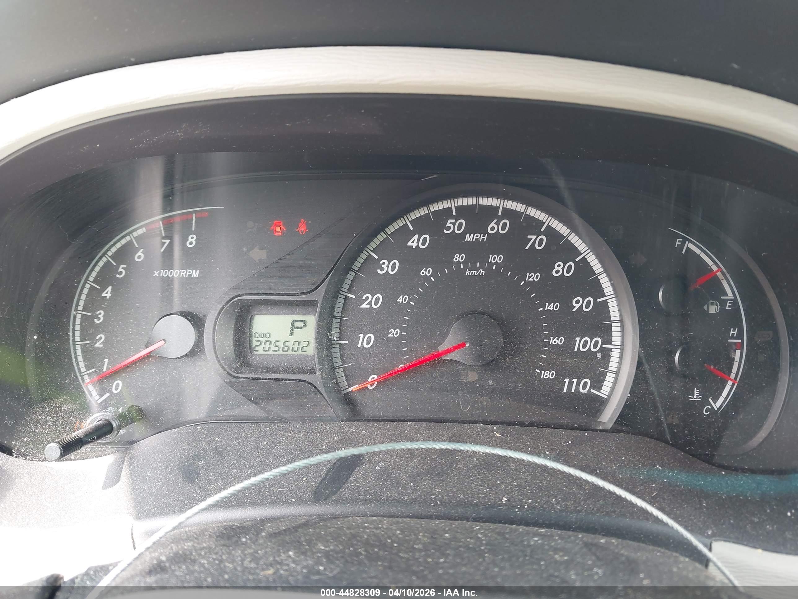 TOYOTA SIENNA image 7