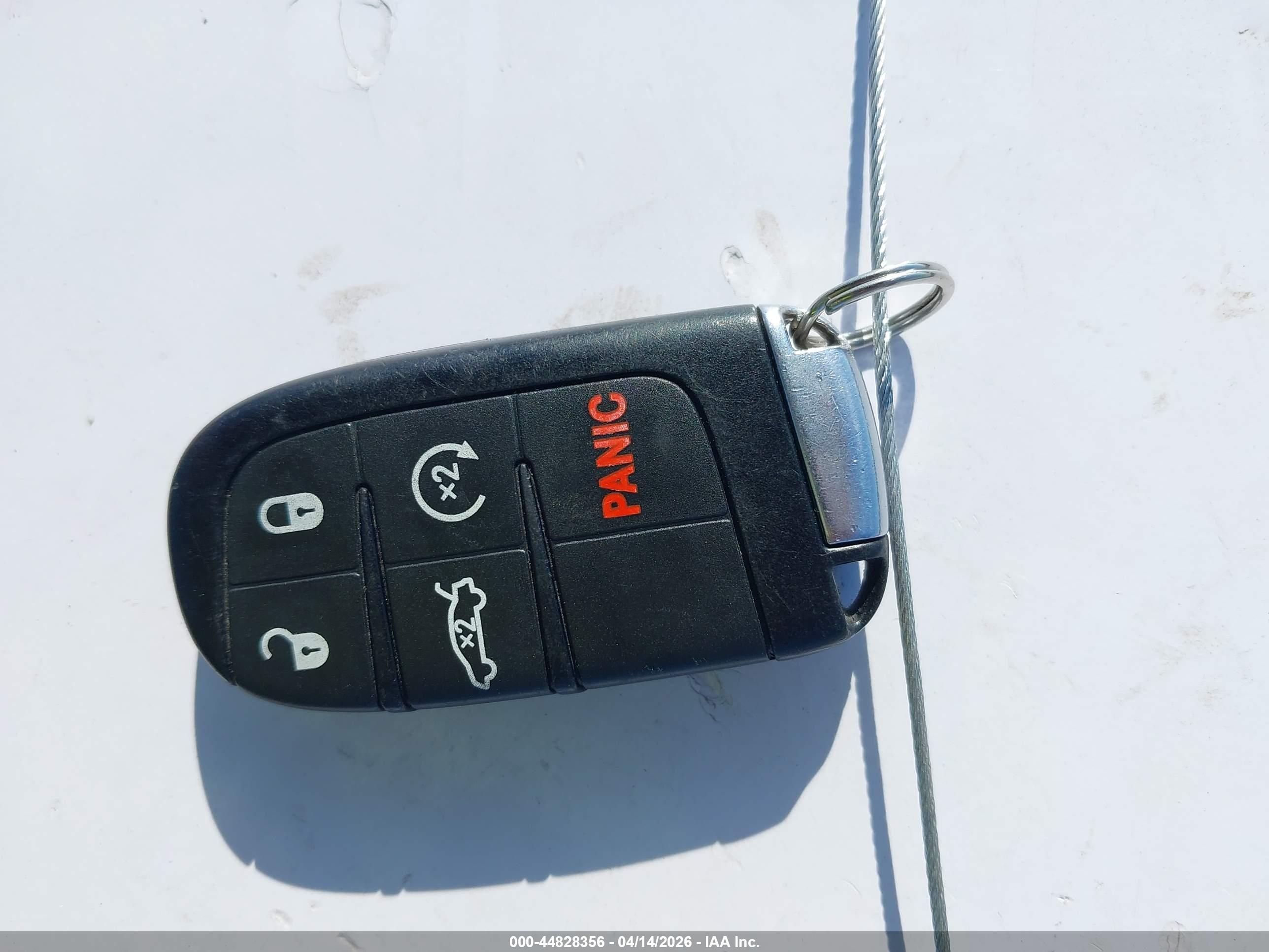 DODGE CHALLENGER image 11