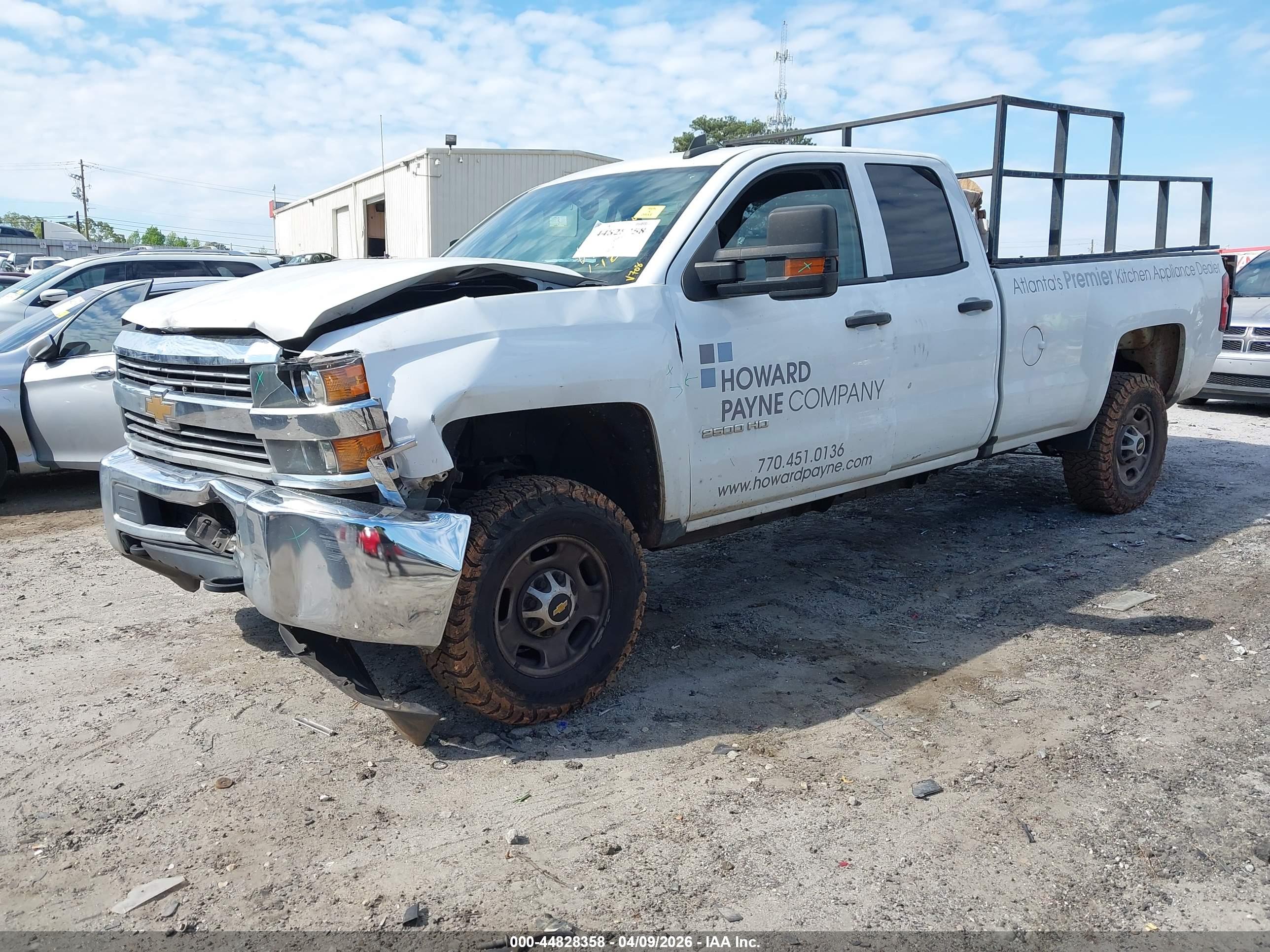 CHEVROLET SILVERADO image 2