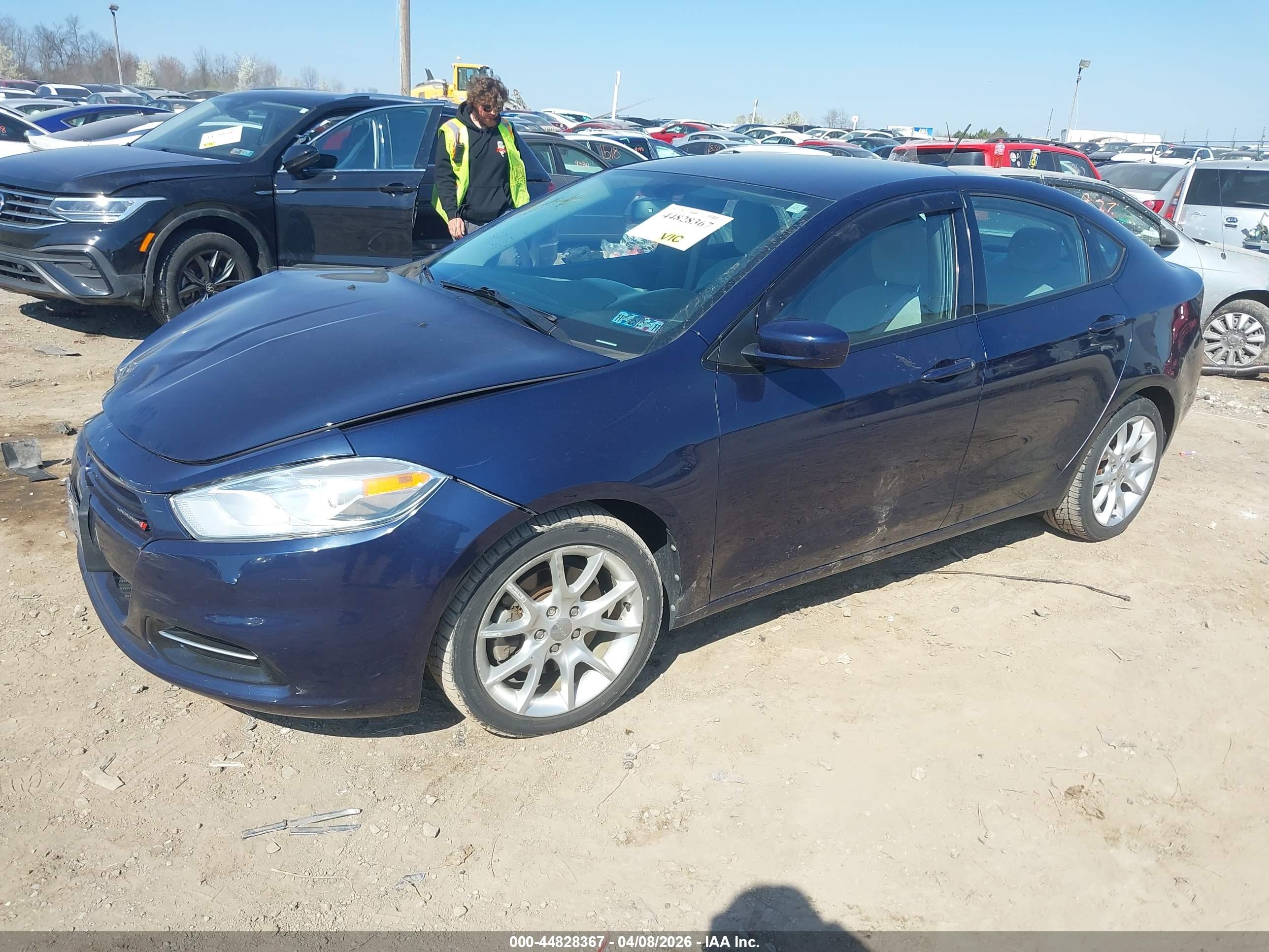 DODGE DART image 2