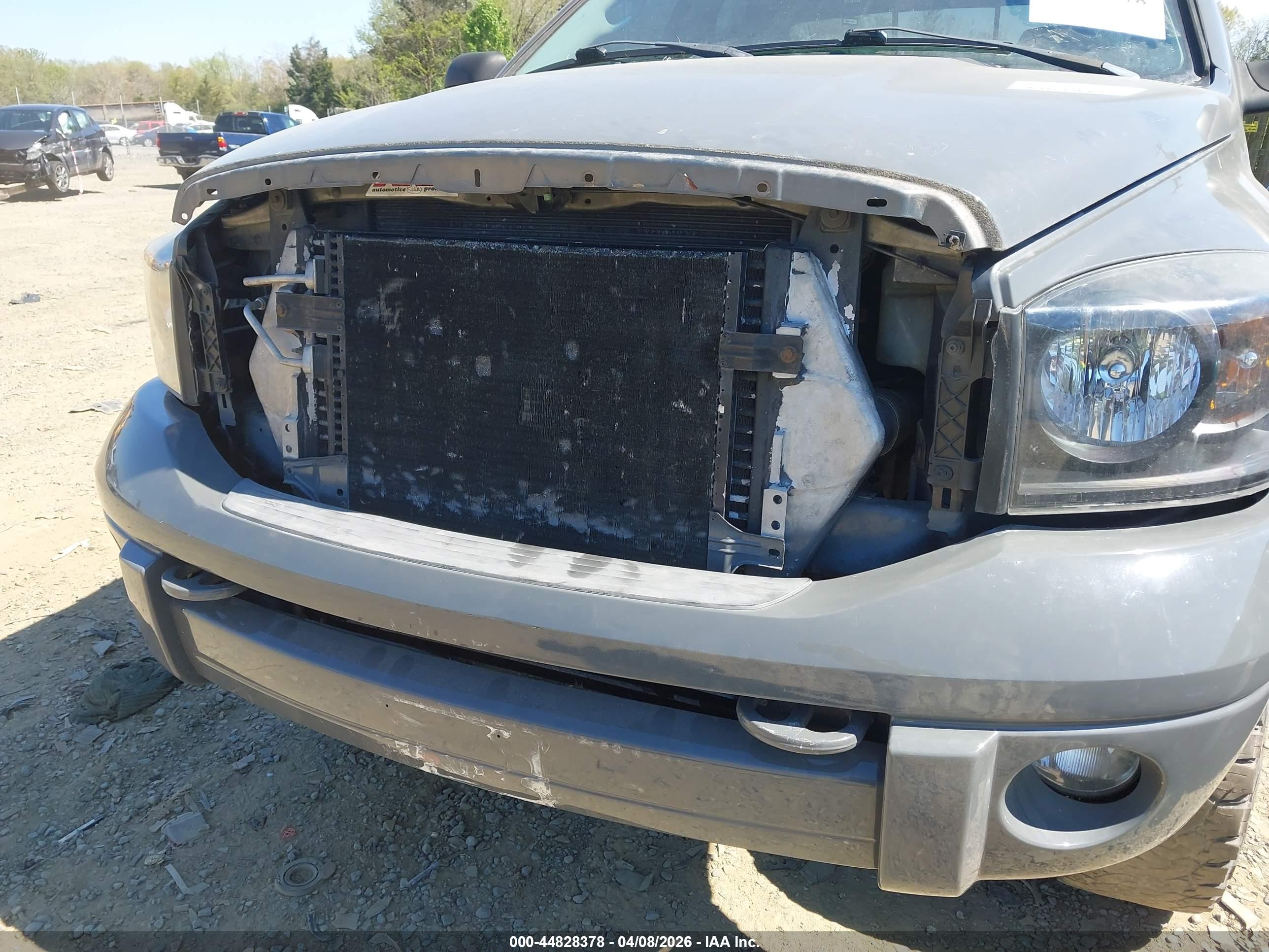 DODGE RAM image 6
