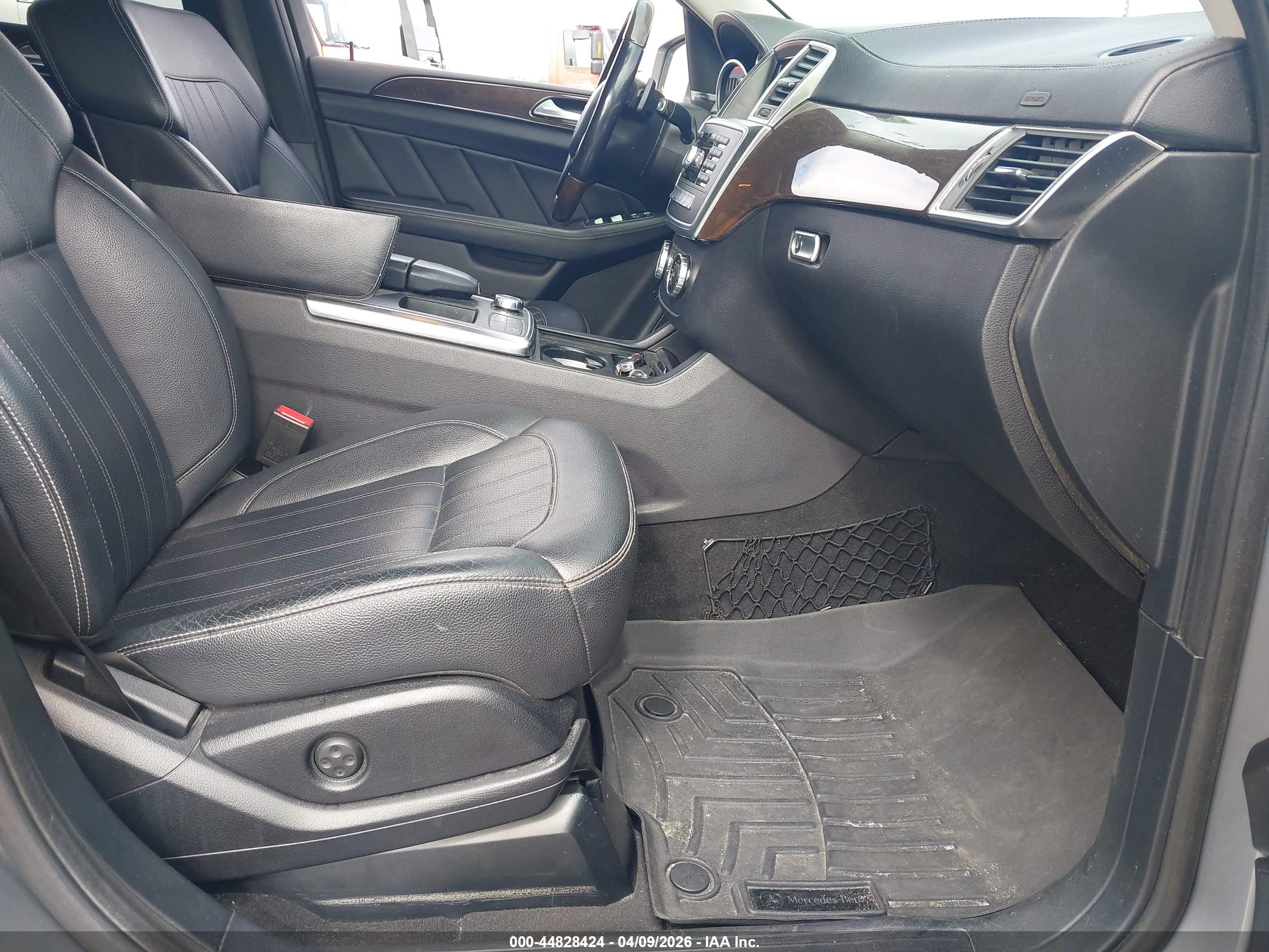 MERCEDES-BENZ GL image 5