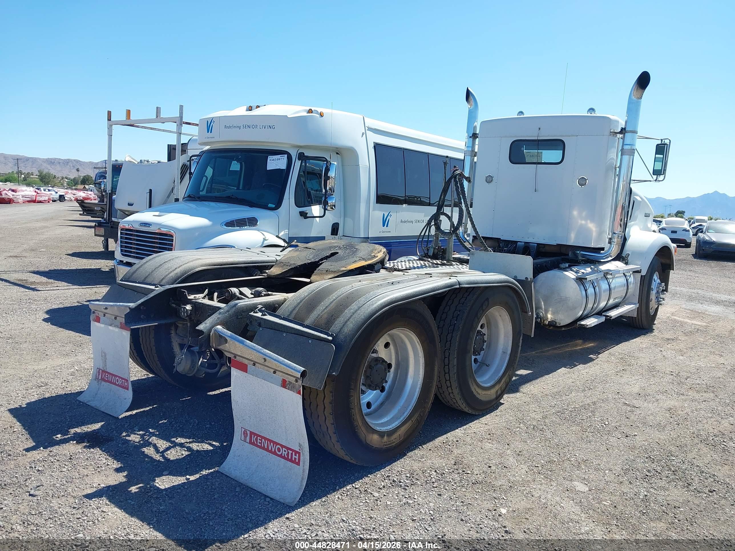 KENWORTH CONSTRUCTION image 4