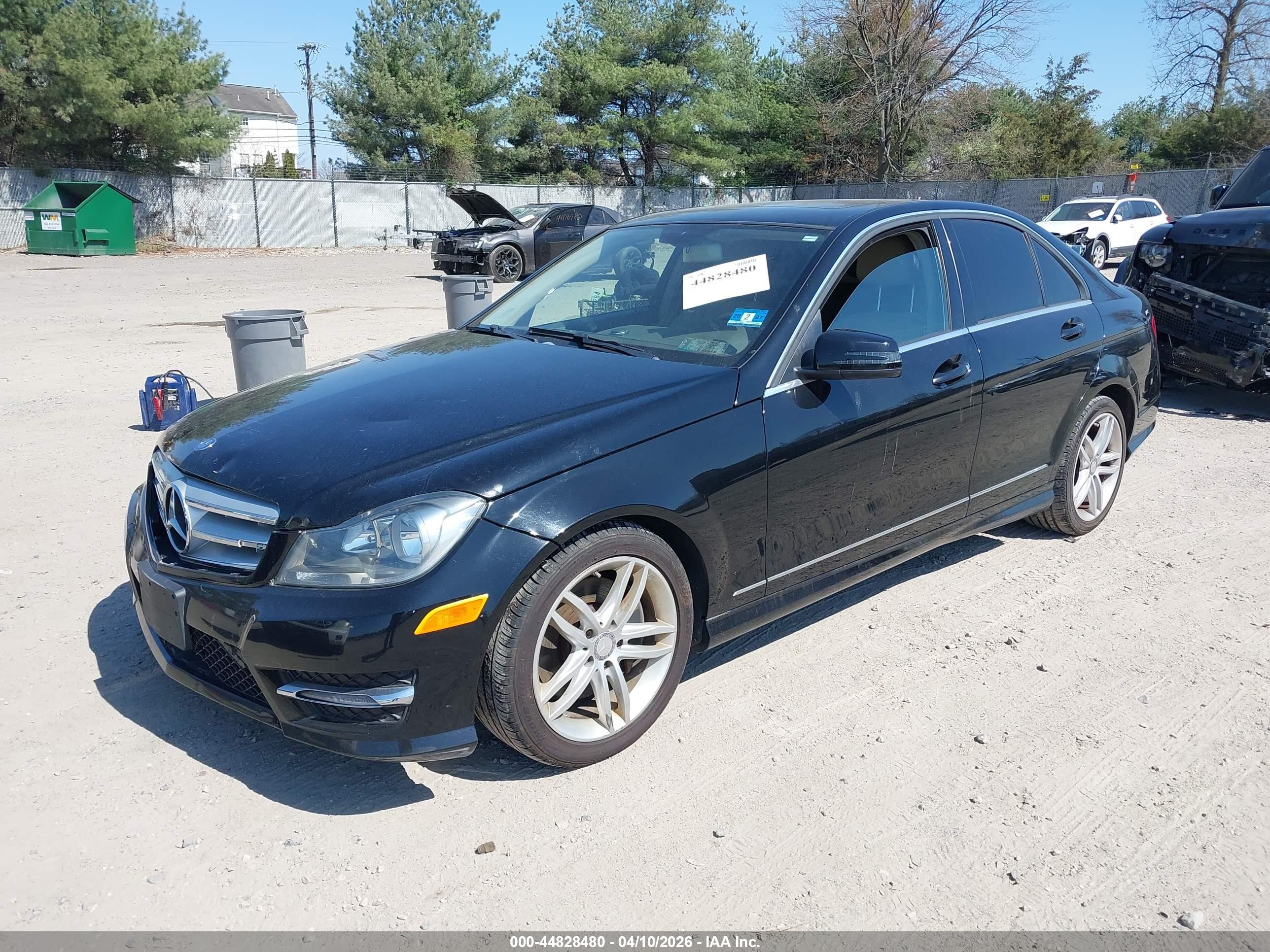 MERCEDES-BENZ C image 2