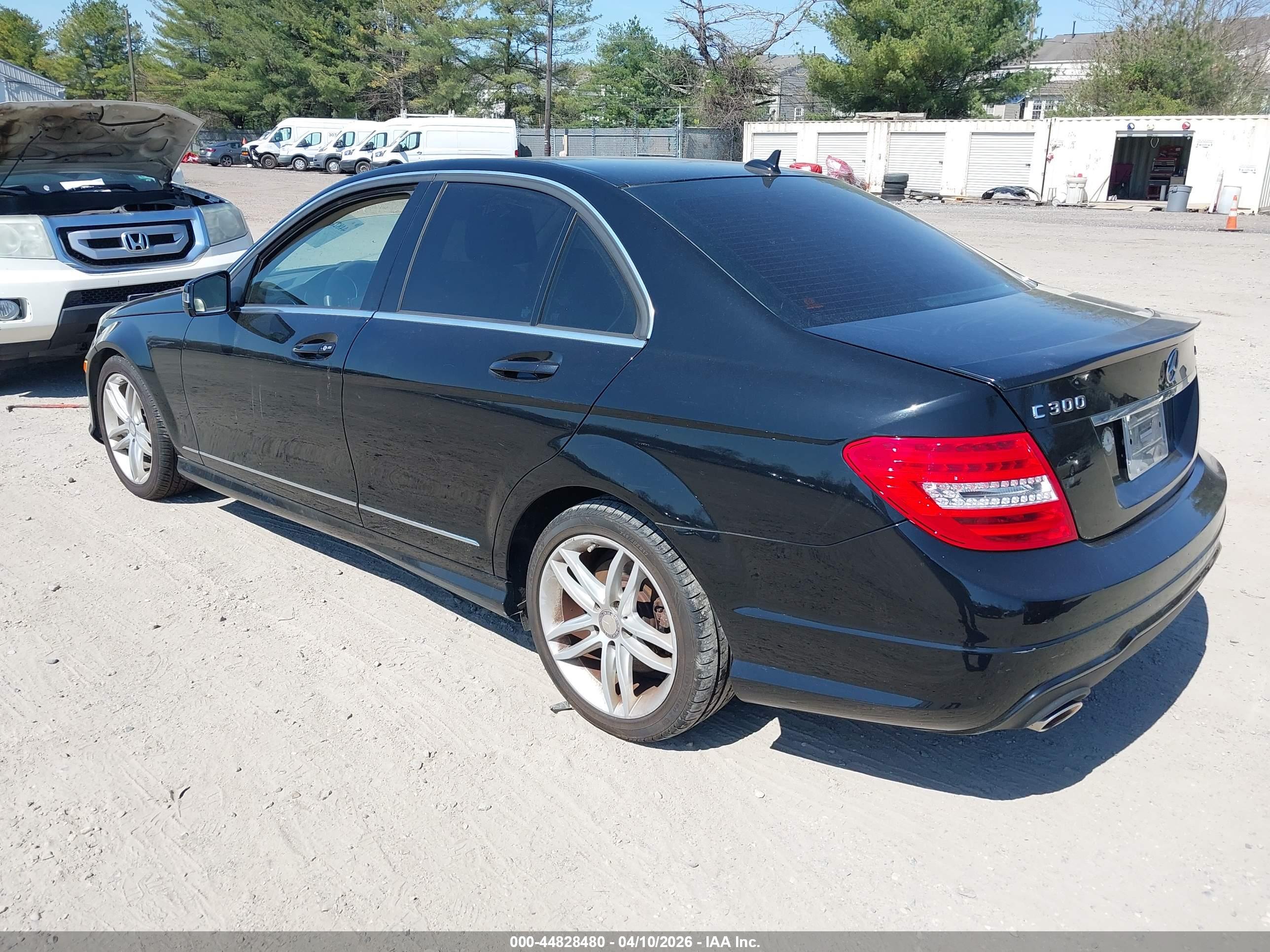 MERCEDES-BENZ C image 3