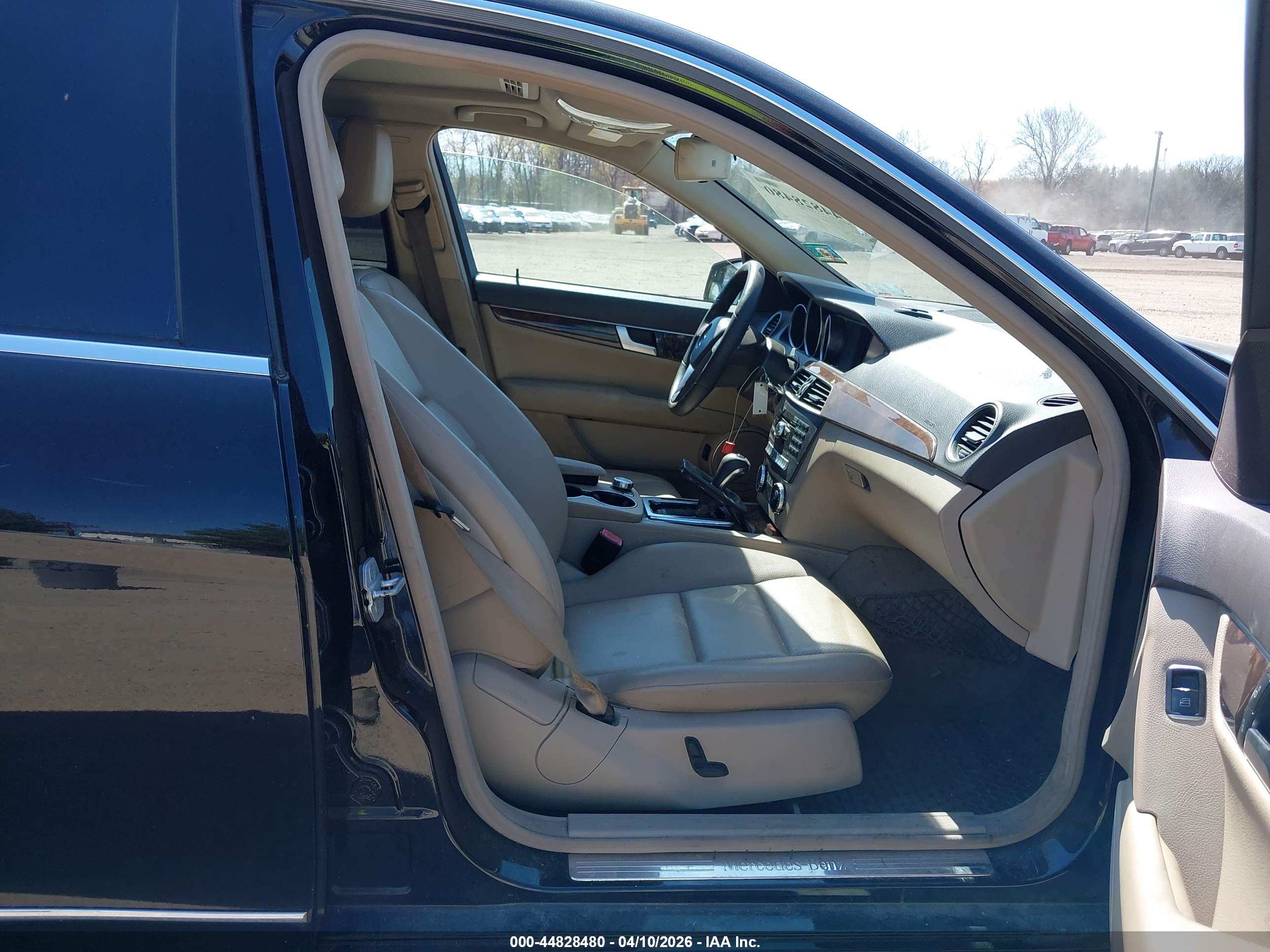 MERCEDES-BENZ C image 5
