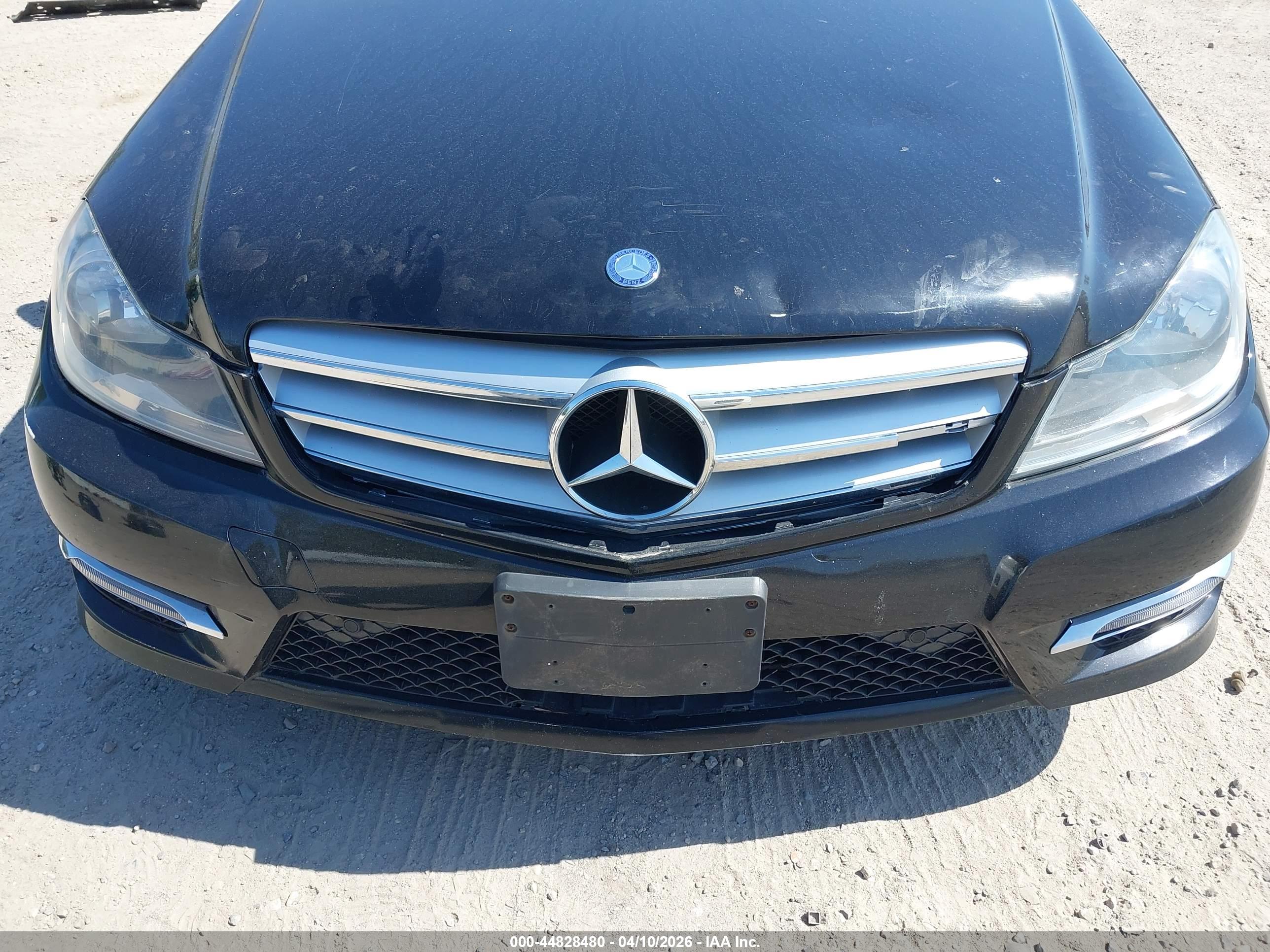 MERCEDES-BENZ C image 6